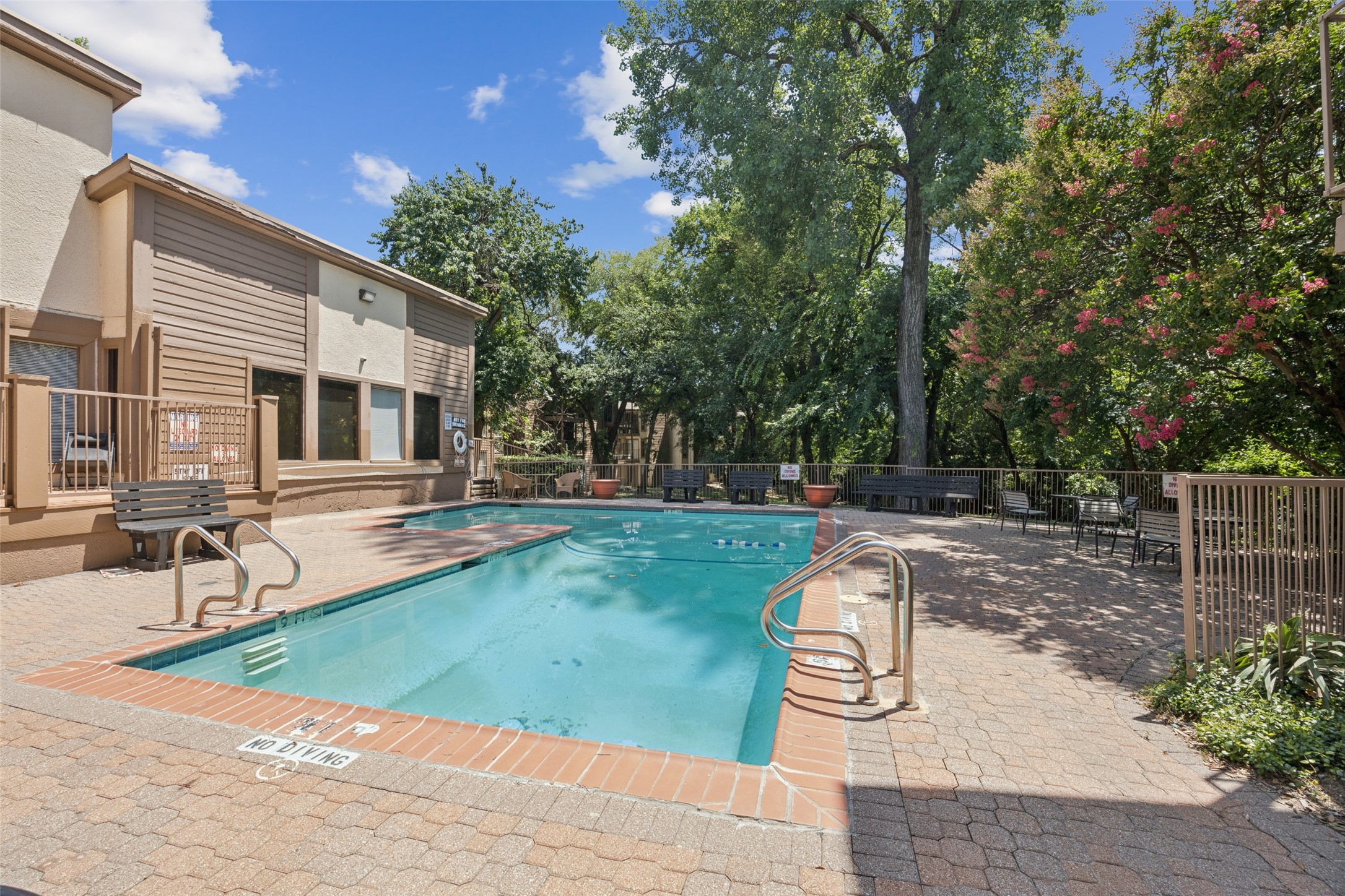 6050 Melody Lane 107