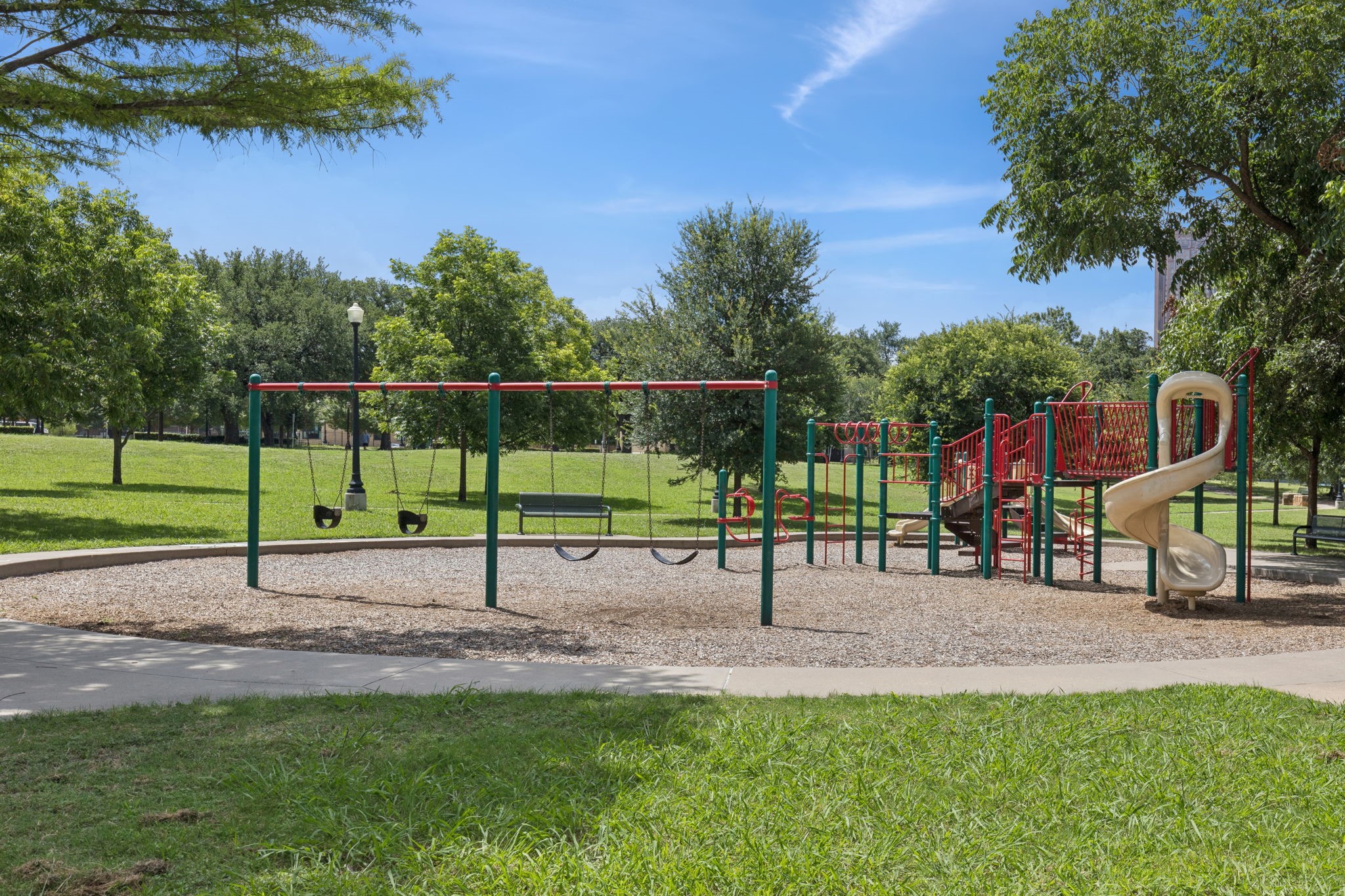 4039 Cole Avenue 106