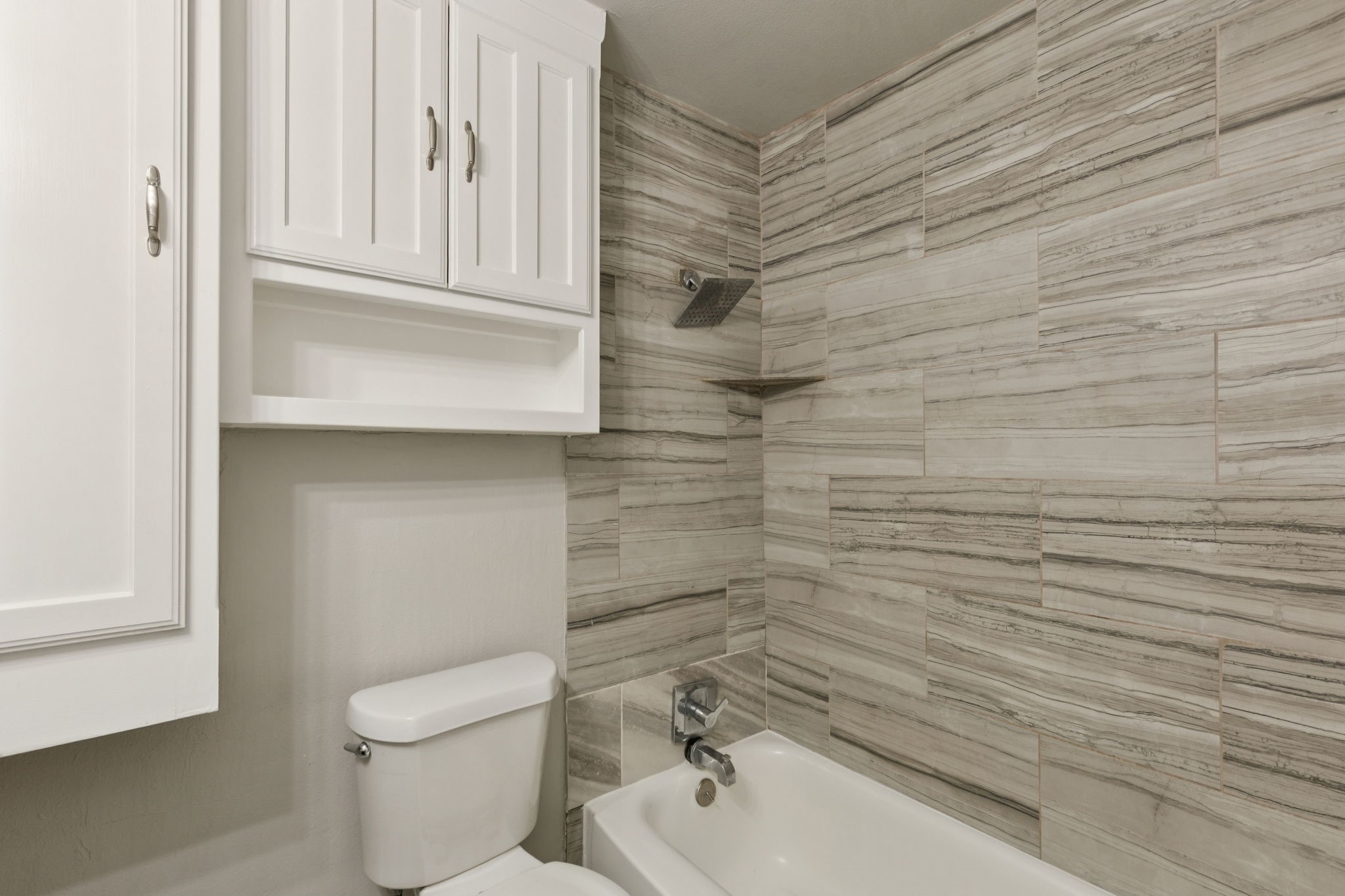 4039 Cole Avenue 106