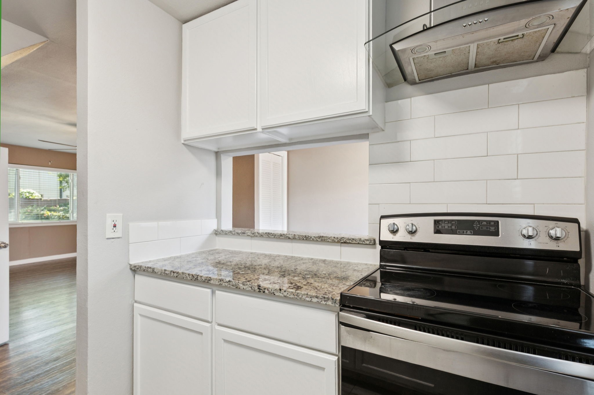 4039 Cole Avenue 106