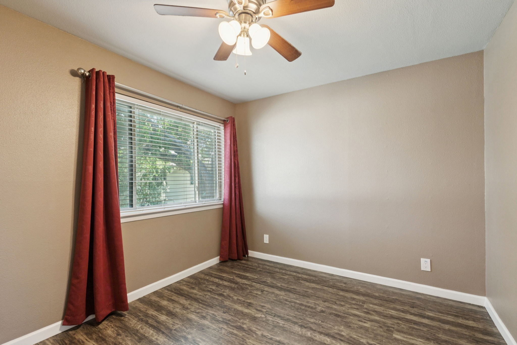 4039 Cole Avenue 106