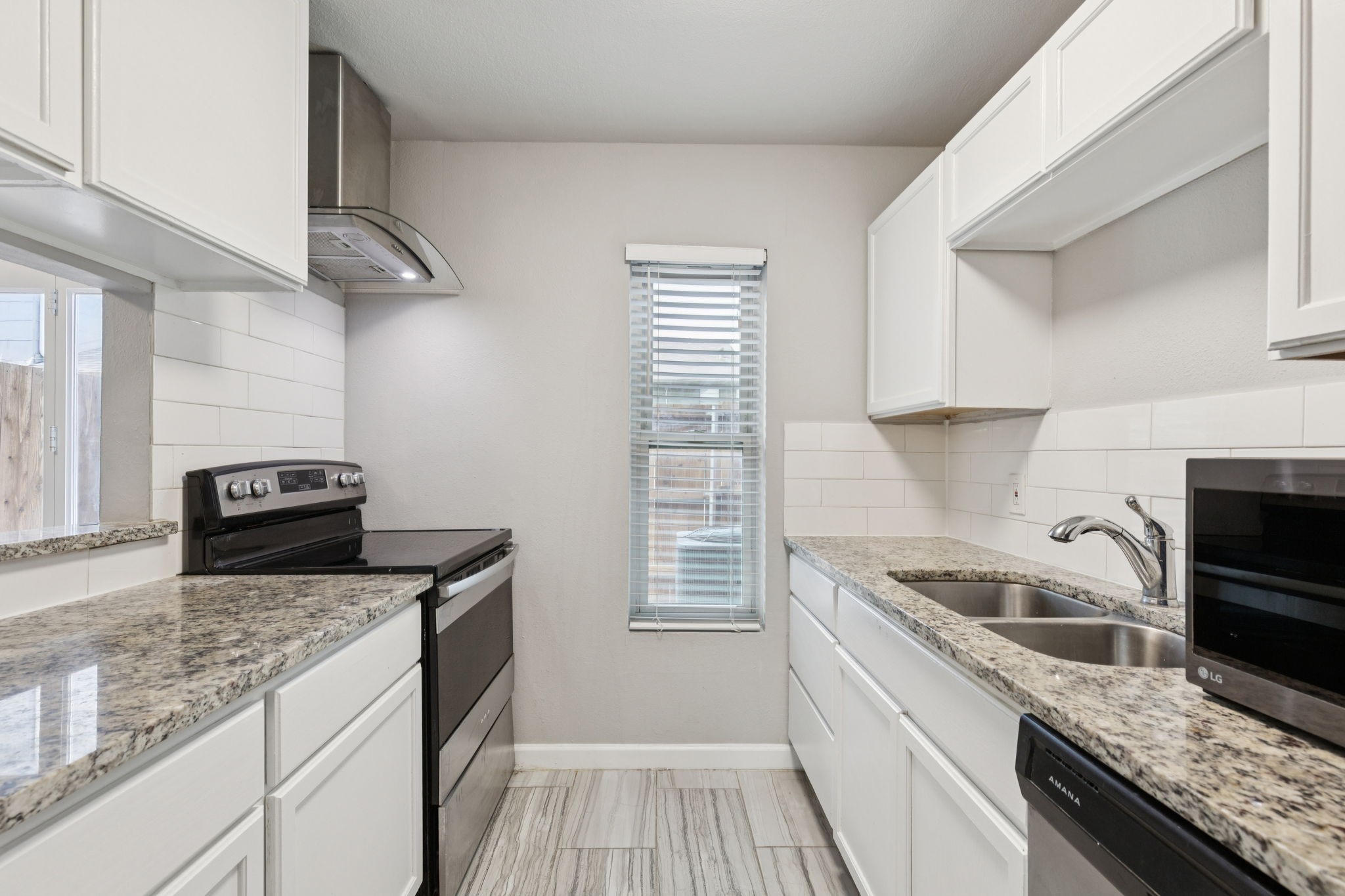 4039 Cole Avenue 106