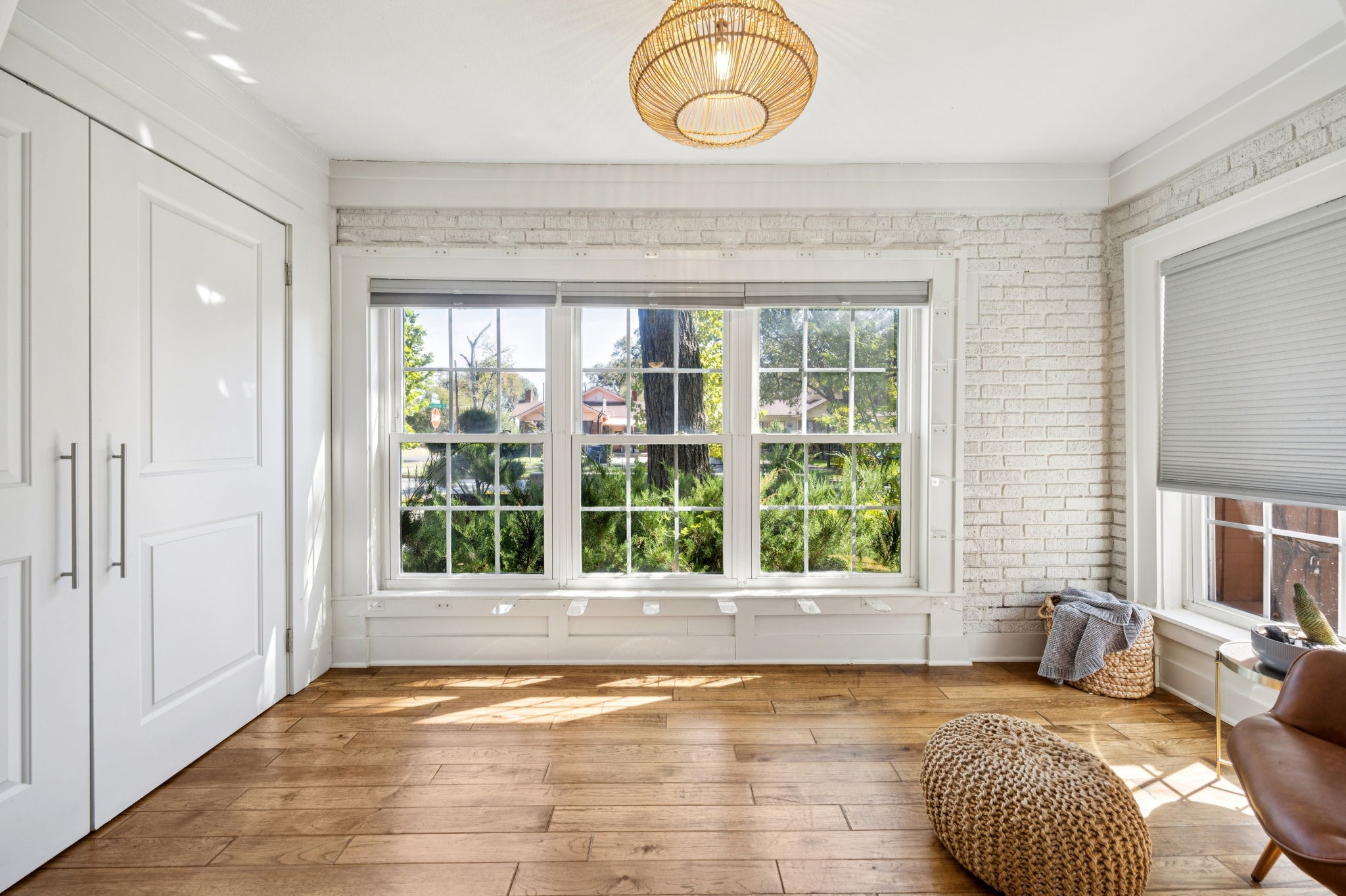 901 S Montreal Avenue