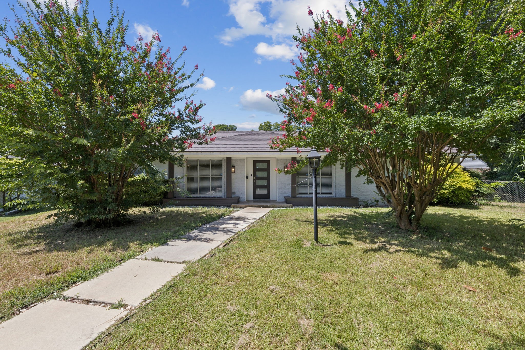 1906 W Five Mile Parkway