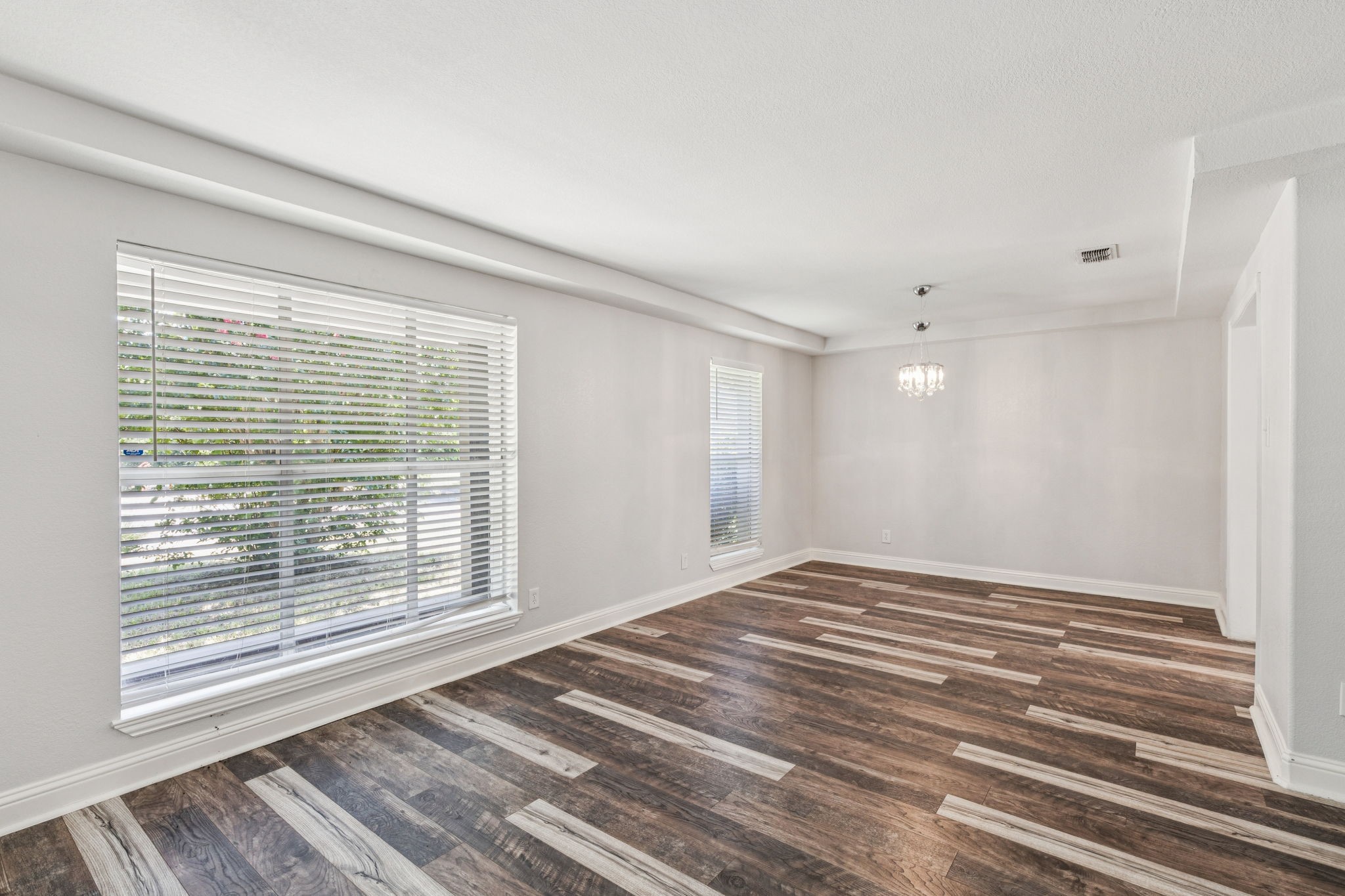 1906 W Five Mile Parkway