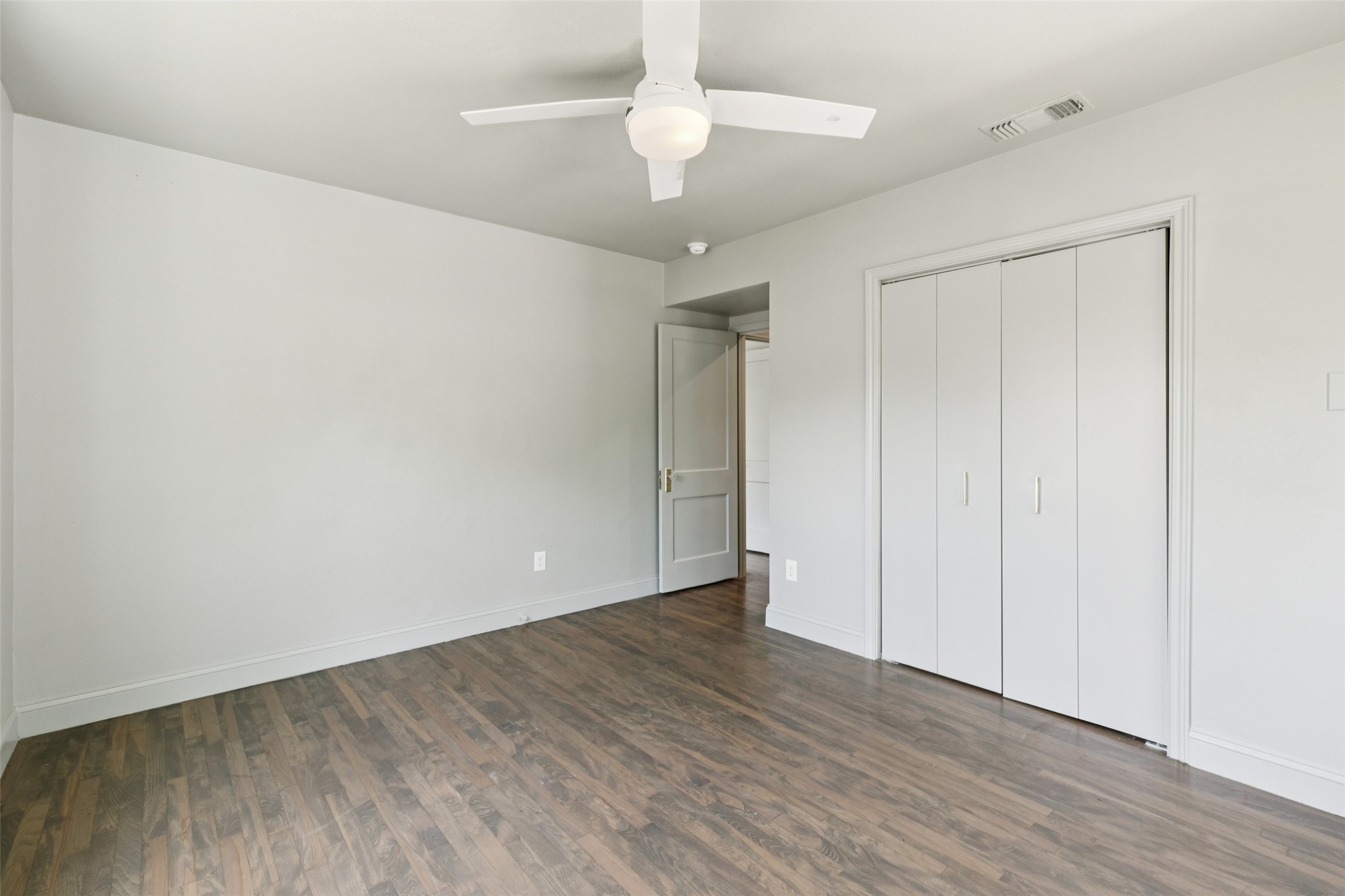 110 N Ravinia Drive
