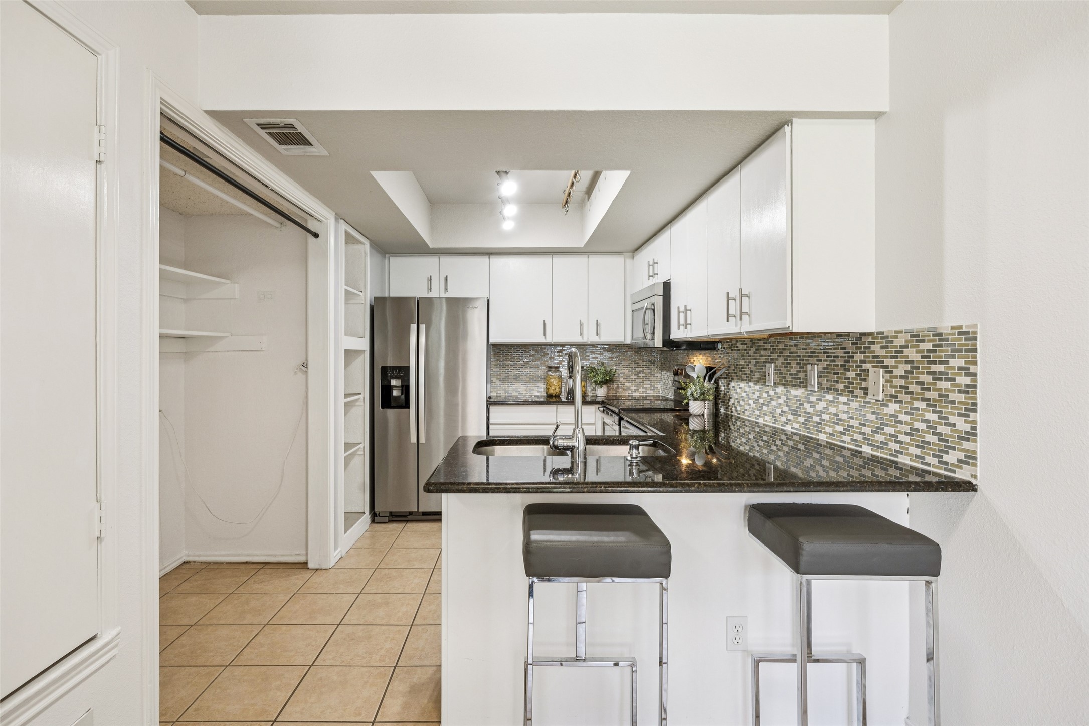 18040 Midway Road 229