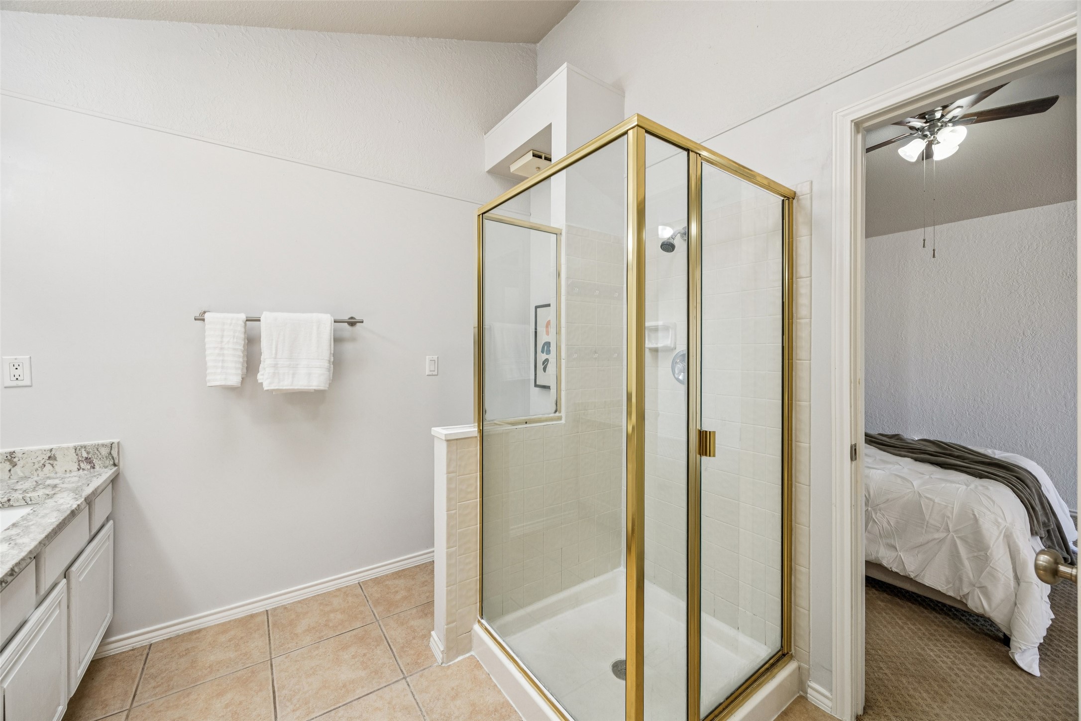 18040 Midway Road 229