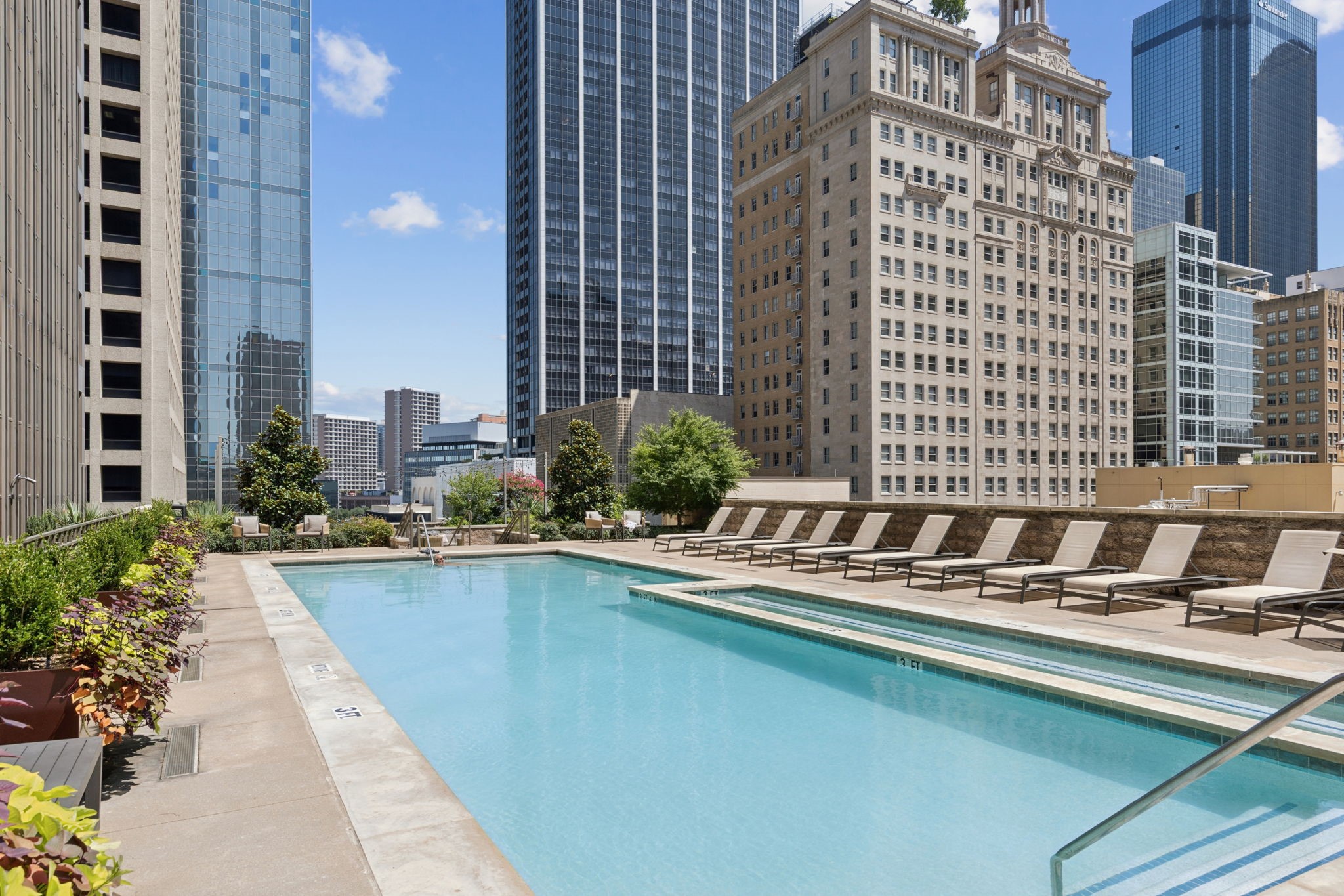 1200 Main Street 1710