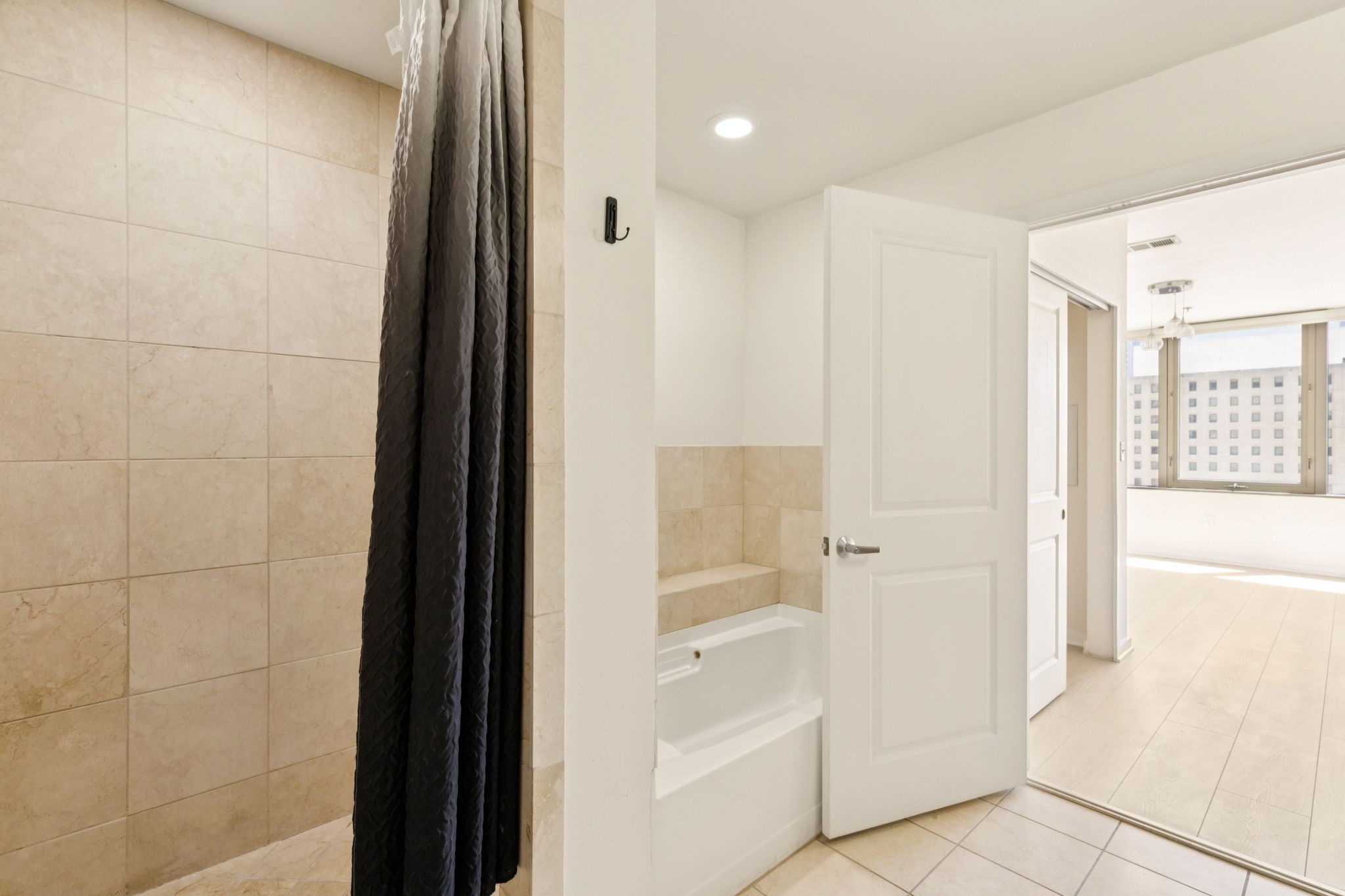 1200 Main Street 1710