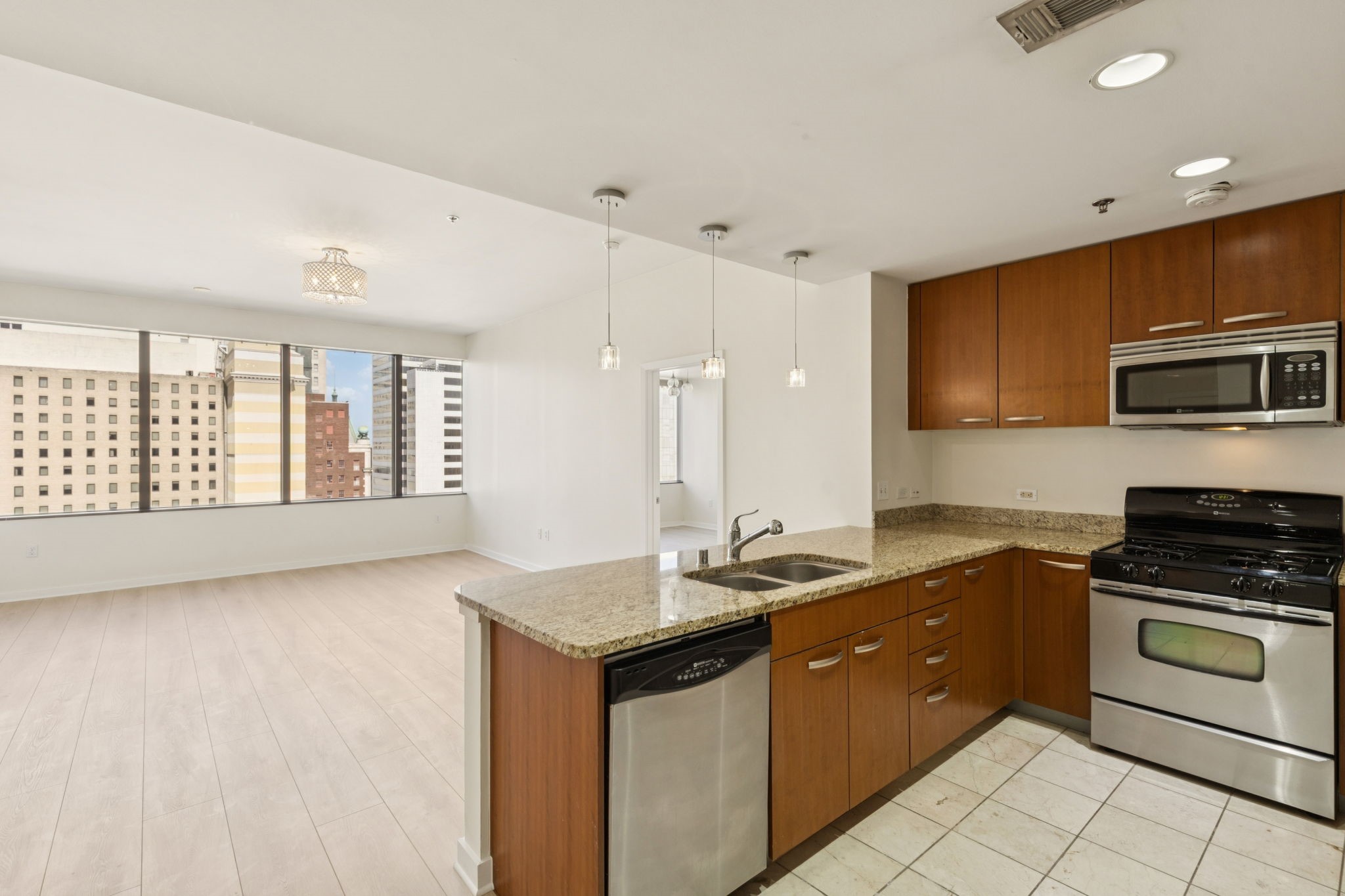 1200 Main Street 1710