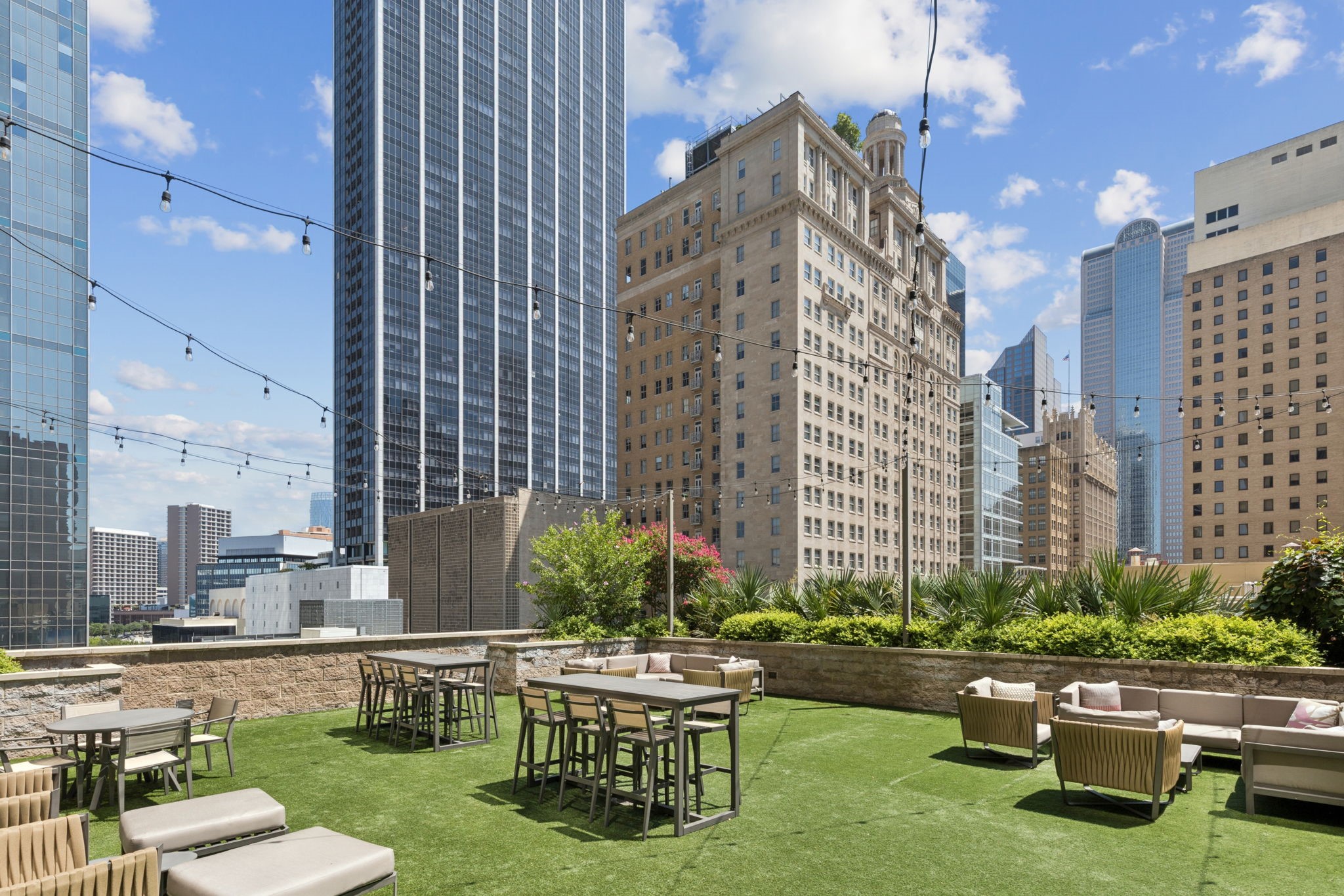 1200 Main Street 1710