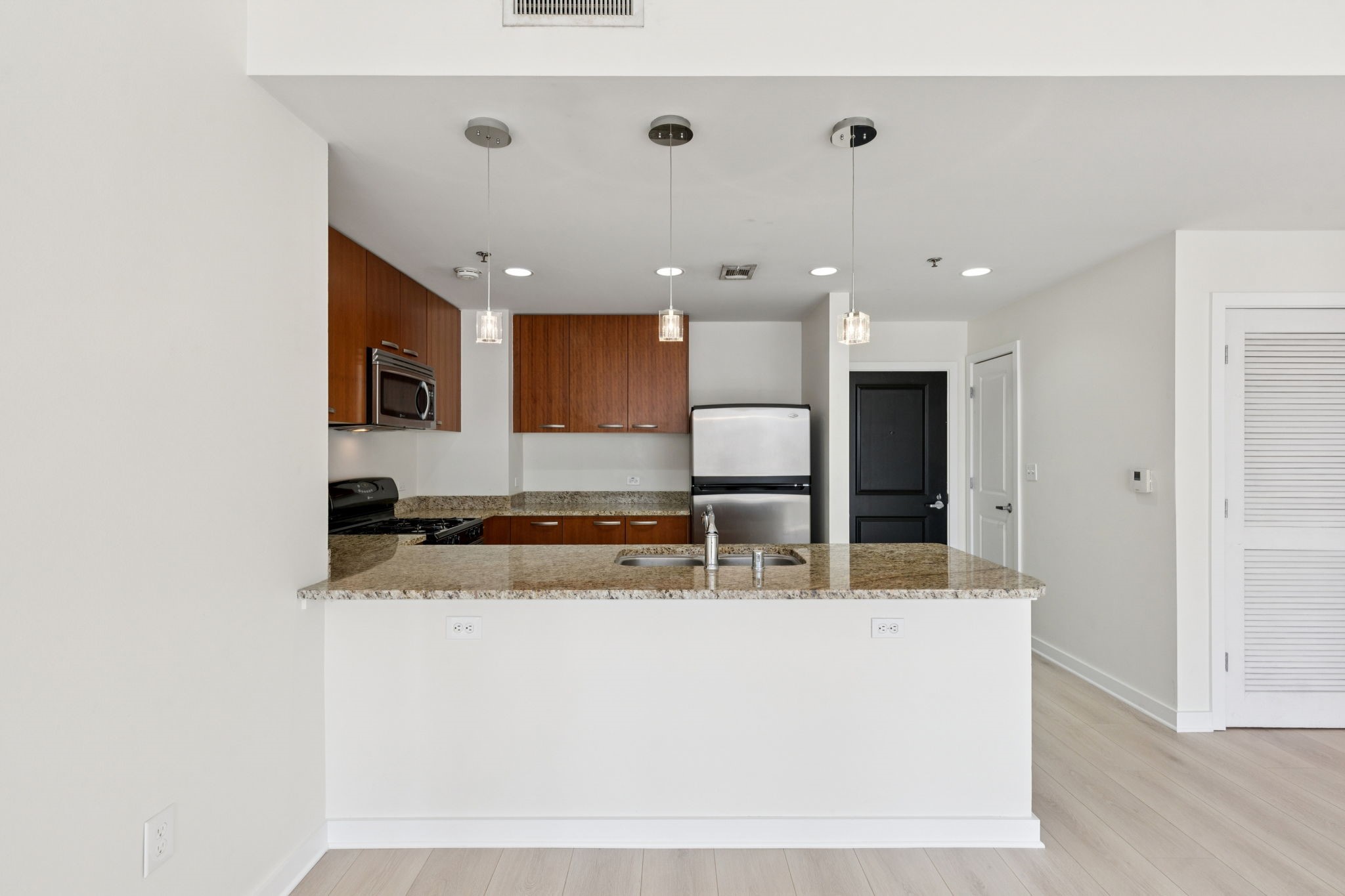 1200 Main Street 1710