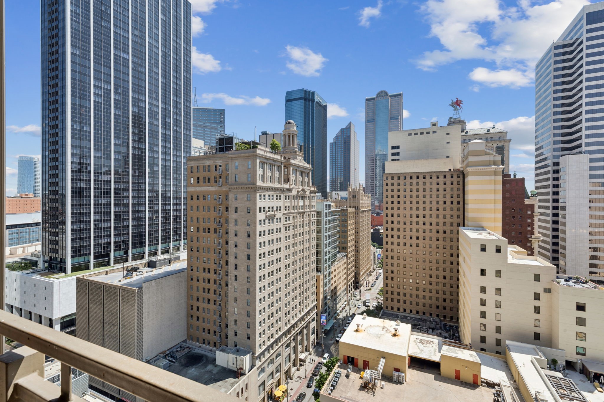 1200 Main Street 1710