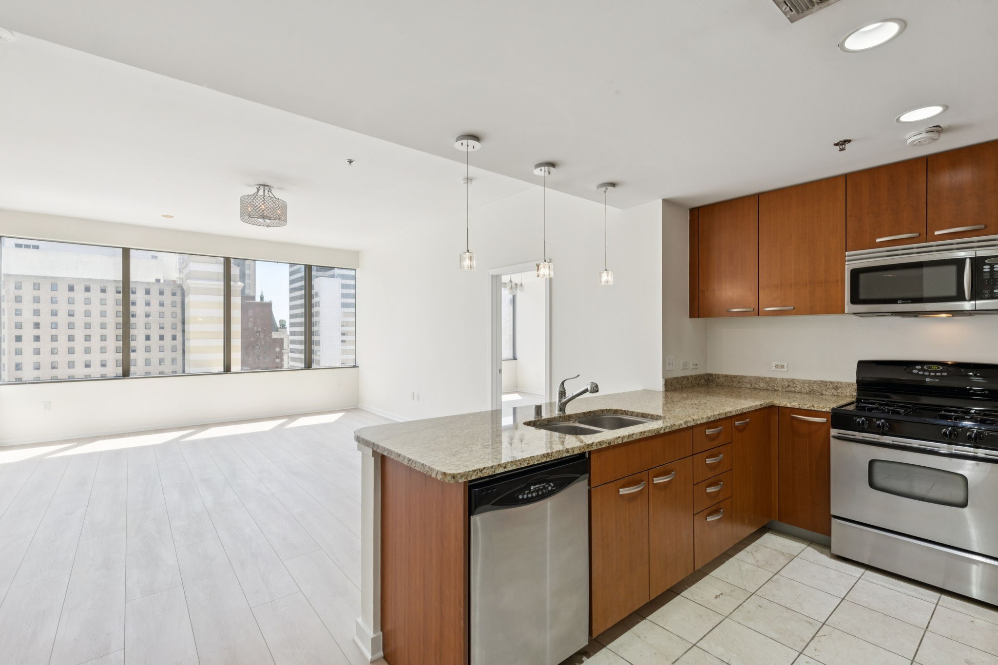 1200 Main Street 1710
