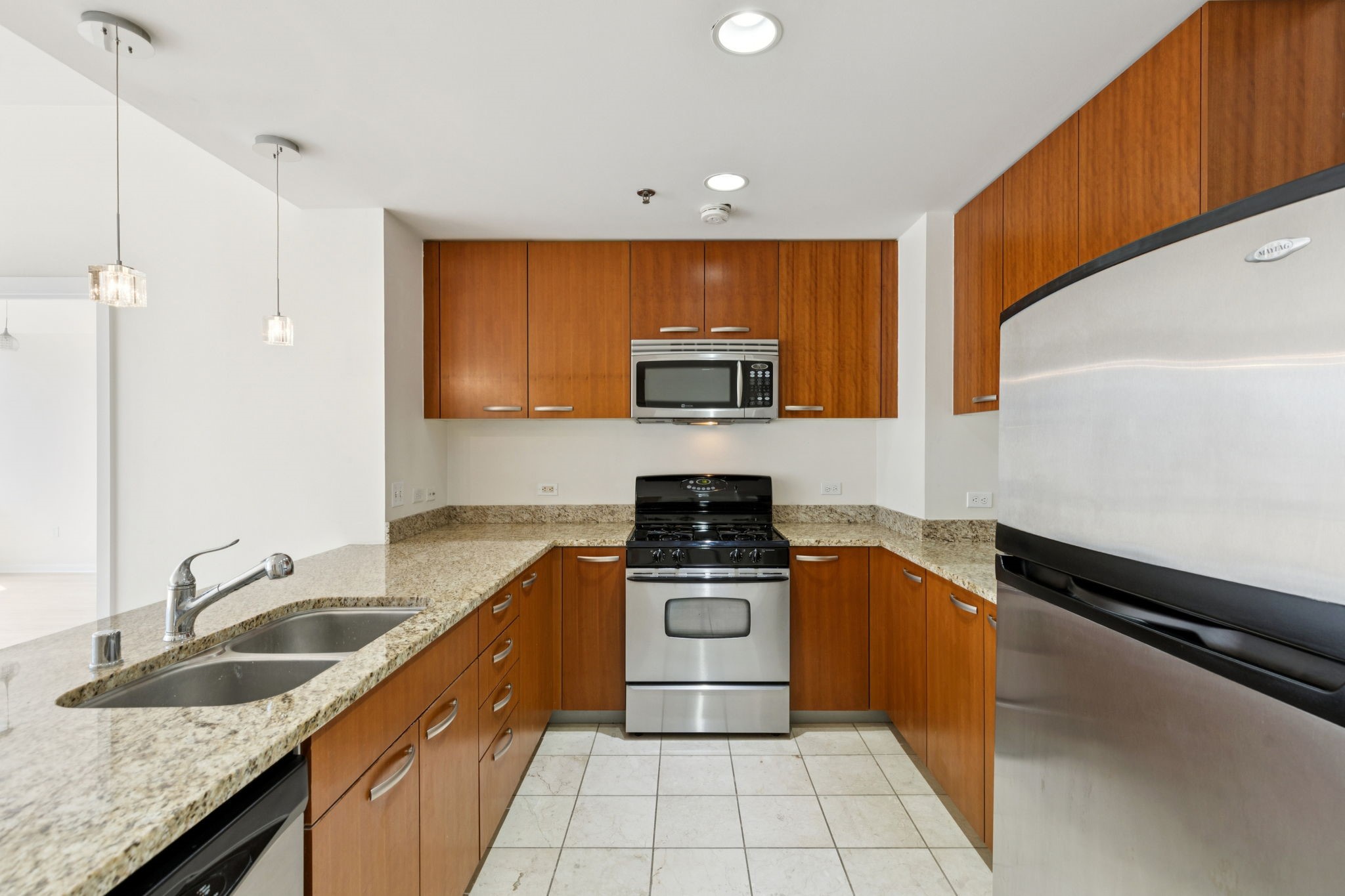 1200 Main Street 1710