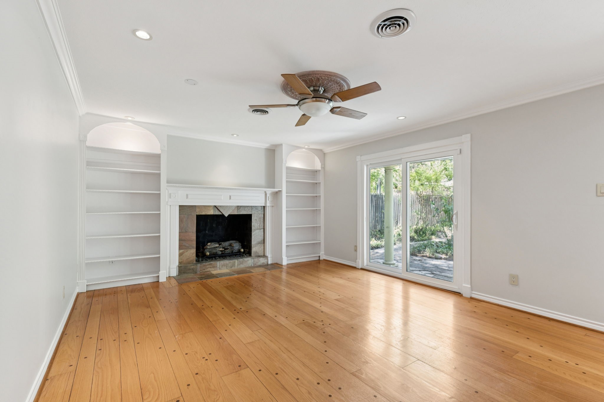 1611 Driftwood Drive