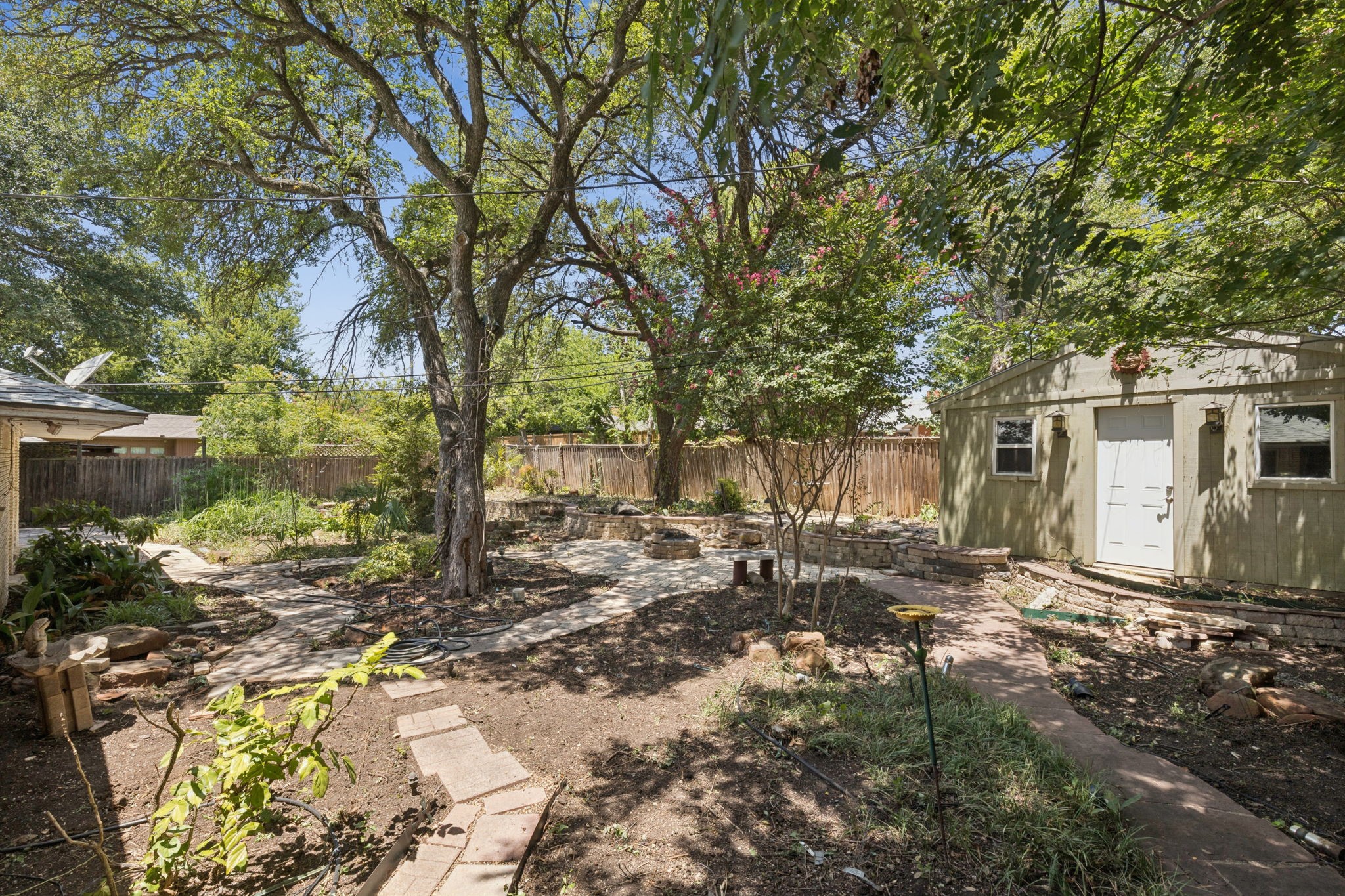 1611 Driftwood Drive