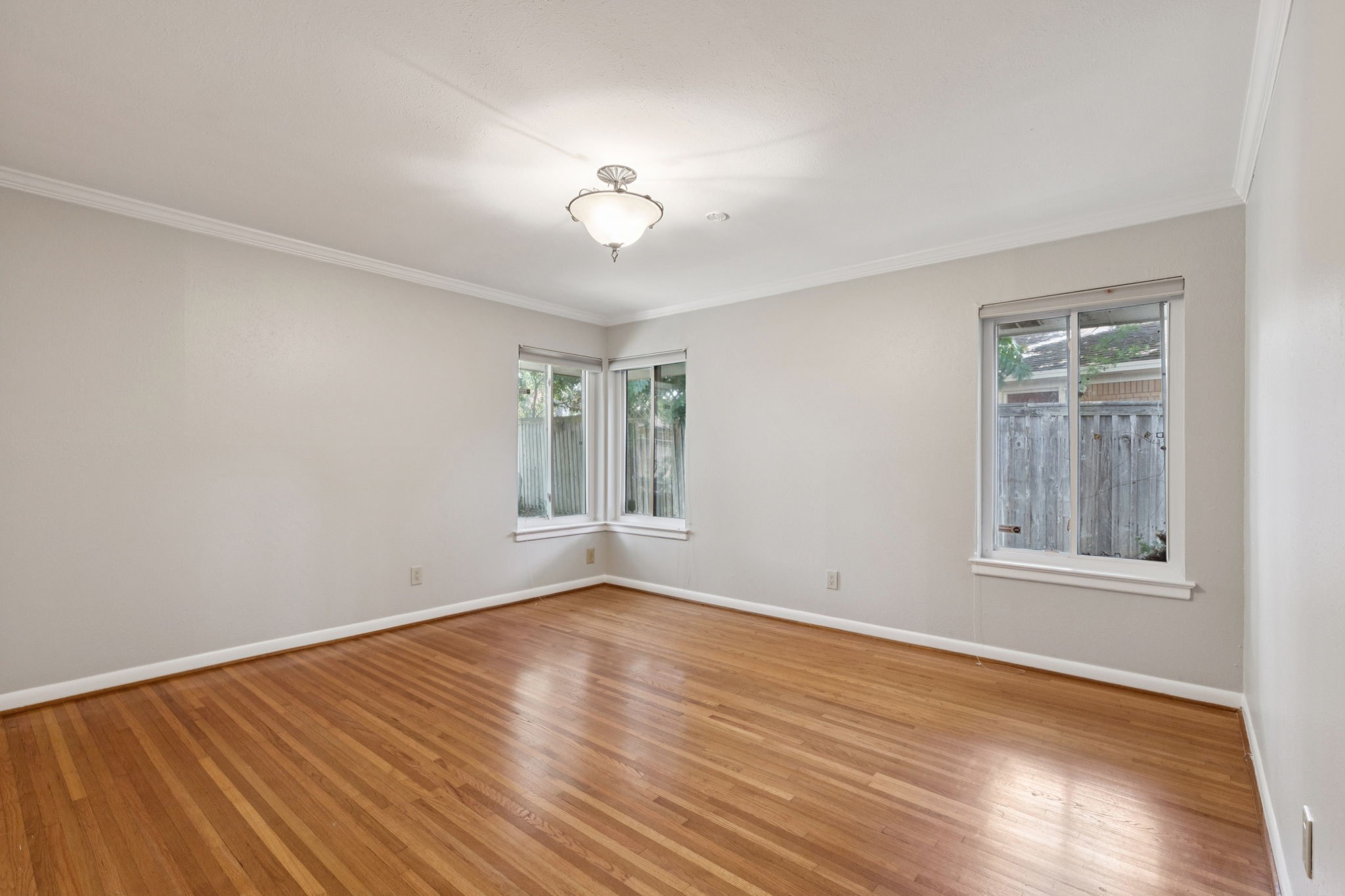 1611 Driftwood Drive