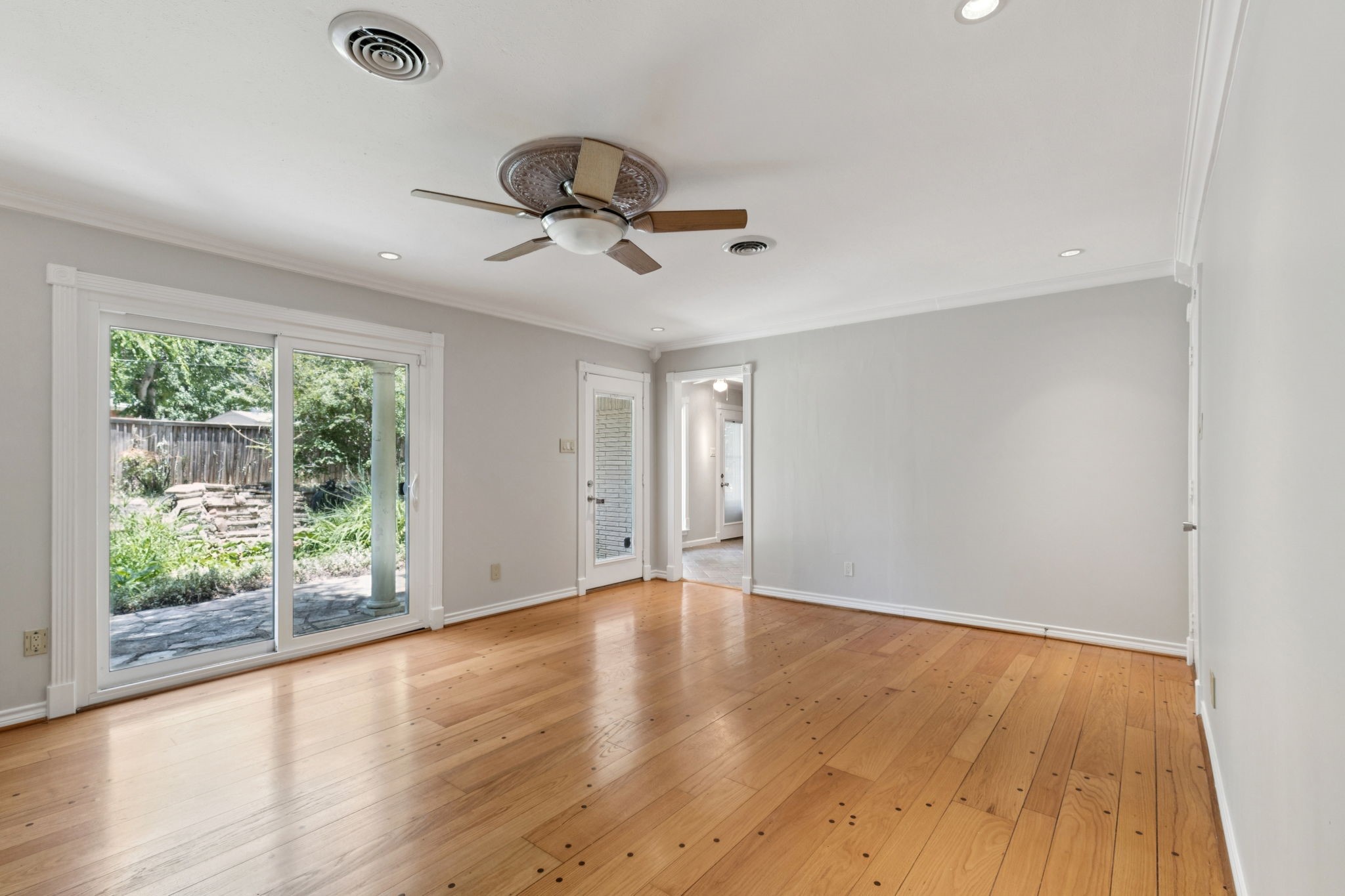 1611 Driftwood Drive