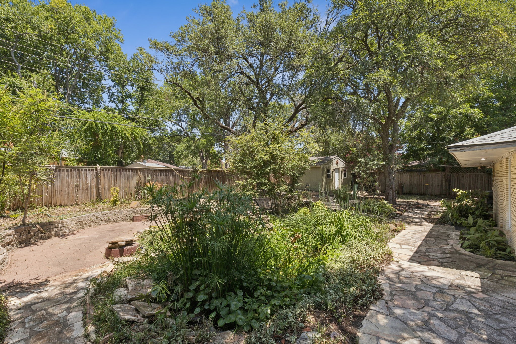 1611 Driftwood Drive