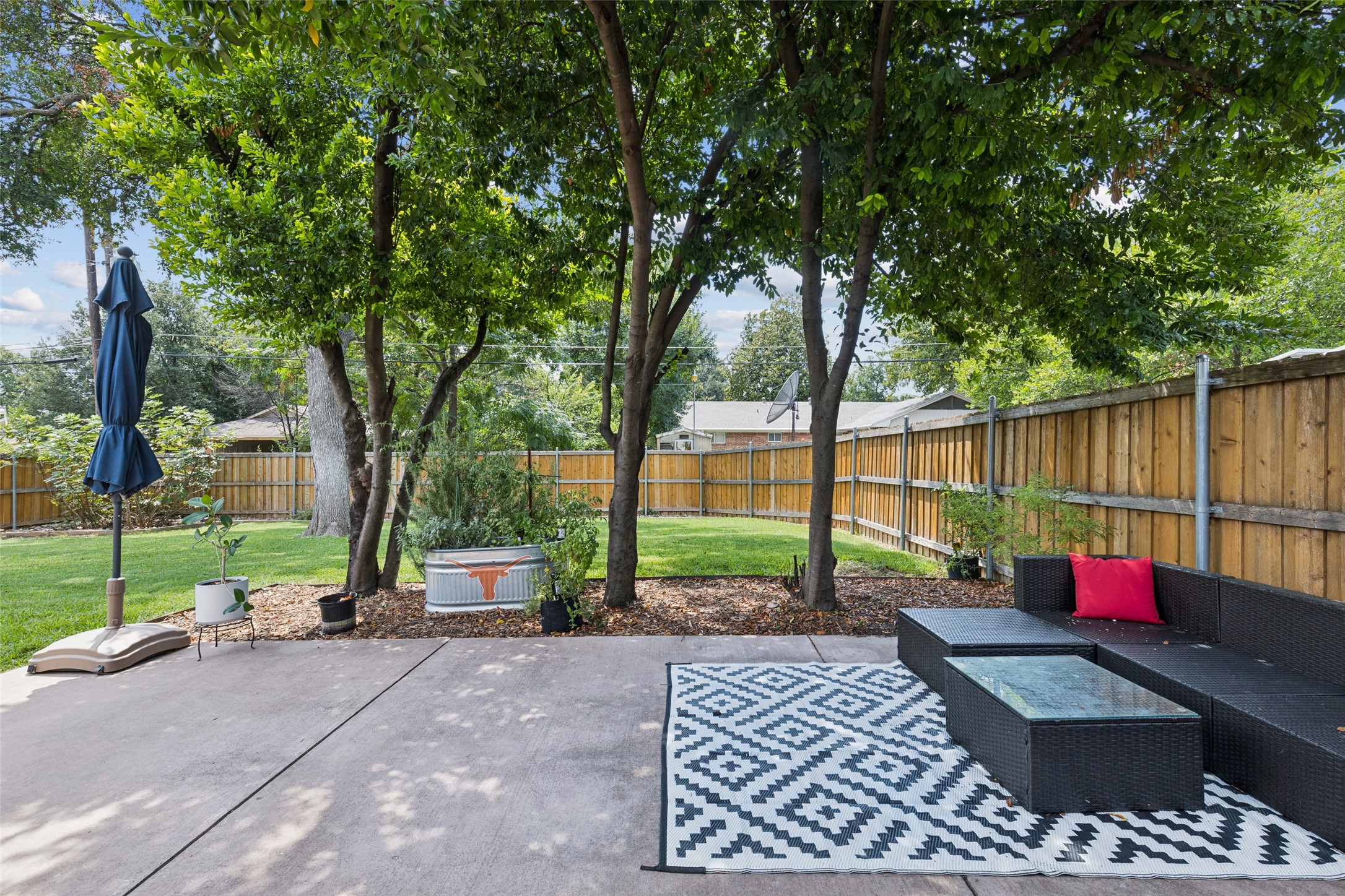 3412 Old Colony Road