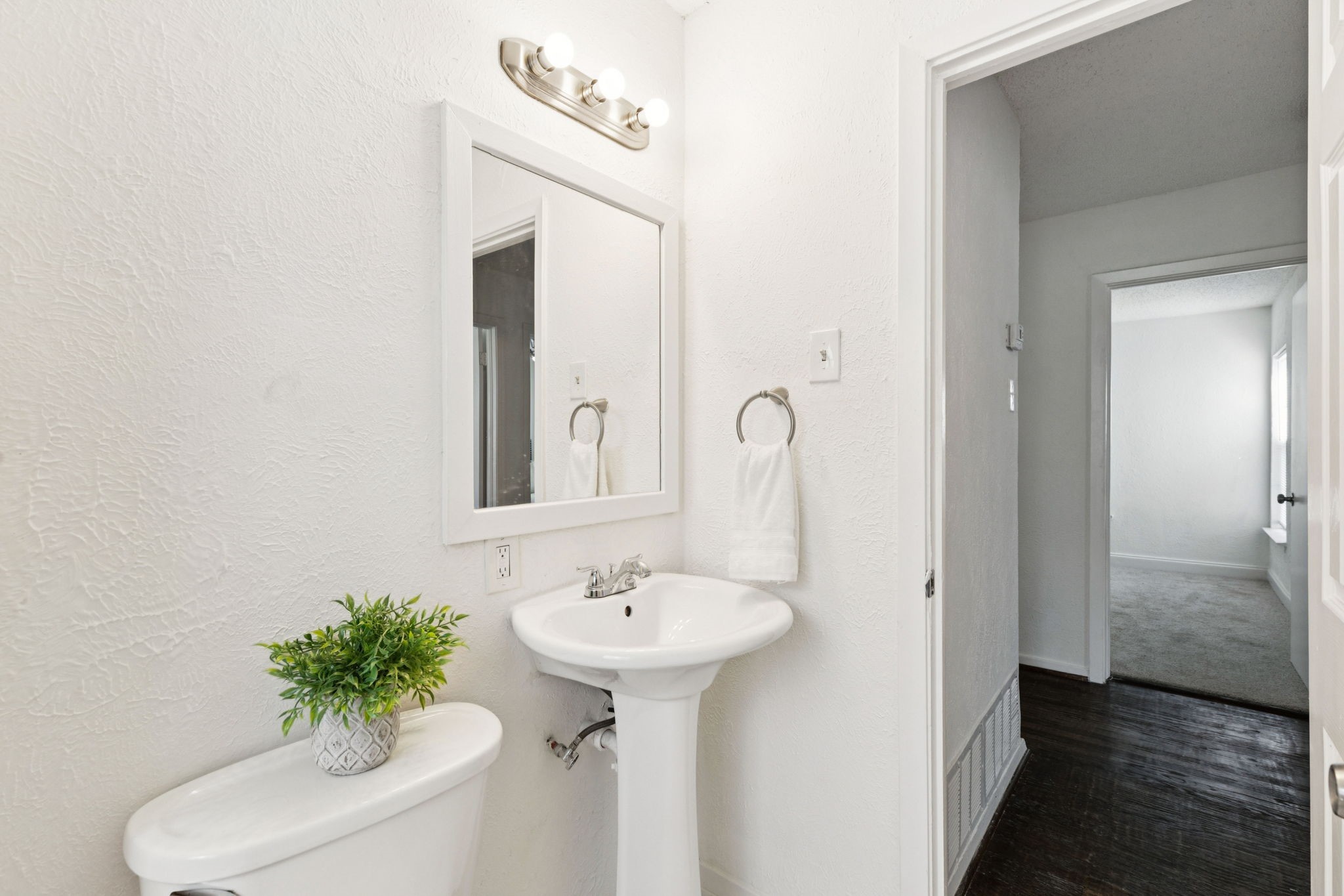 11834 Broadmoor Drive