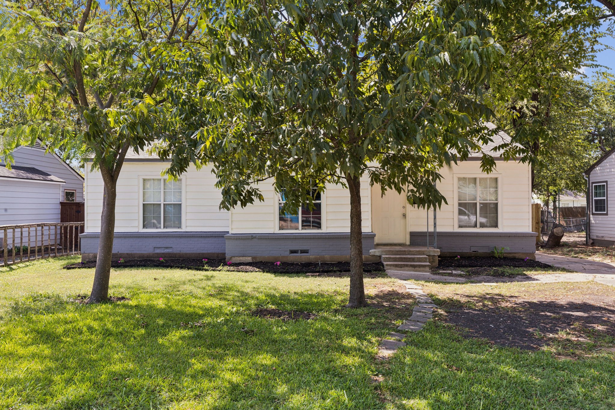 11834 Broadmoor Drive