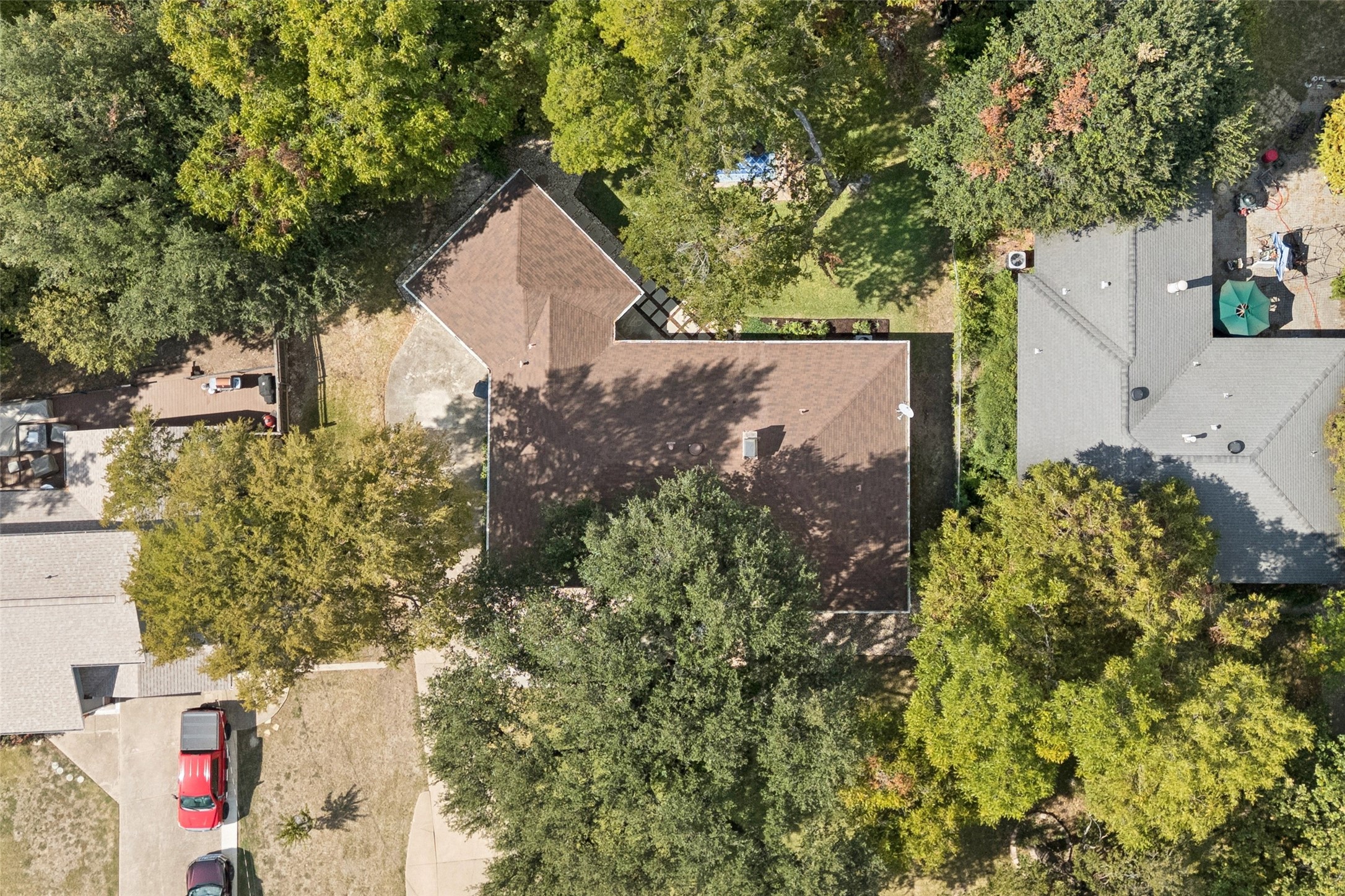 2039 Elmwood Boulevard