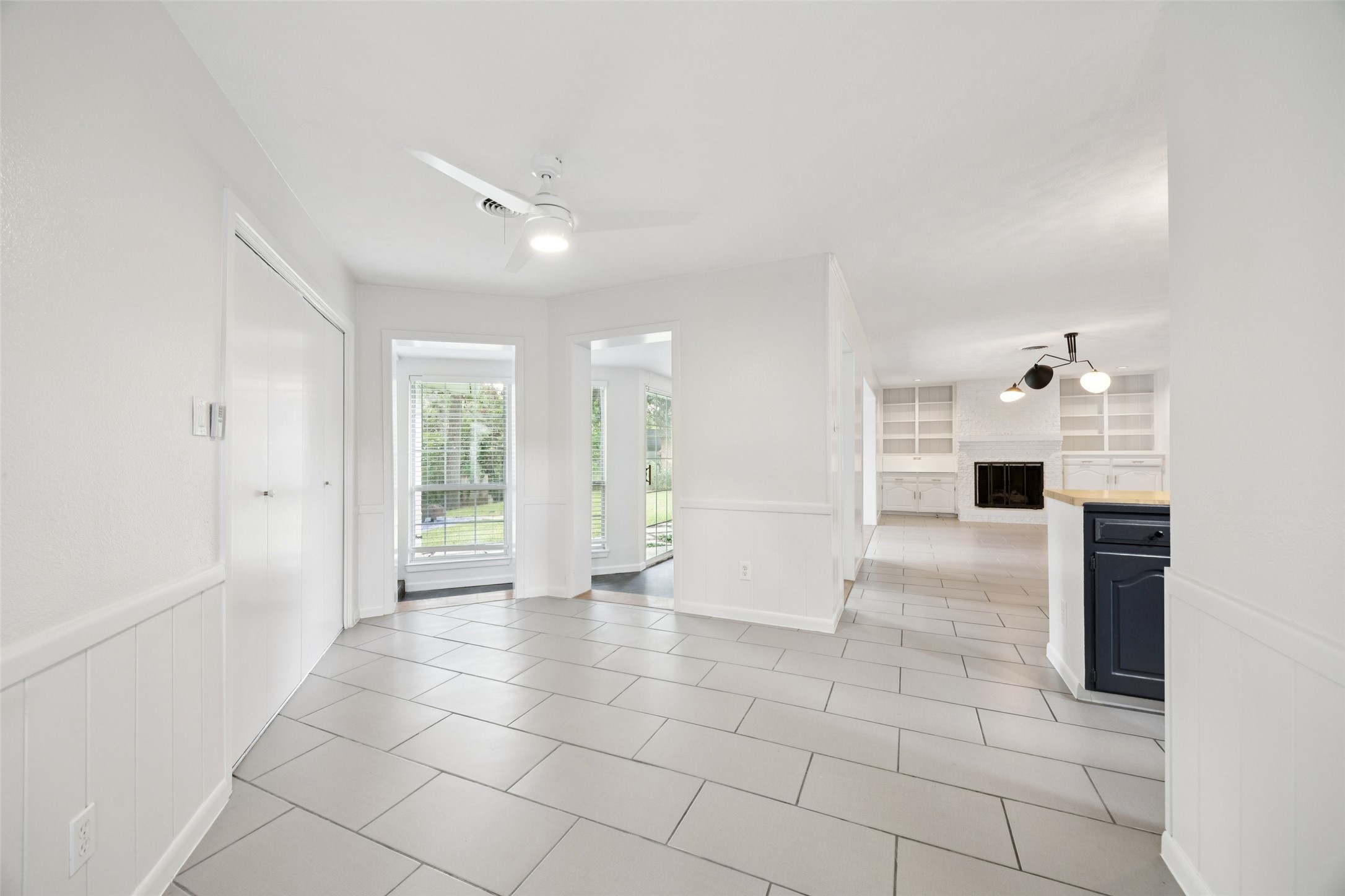 2039 Elmwood Boulevard