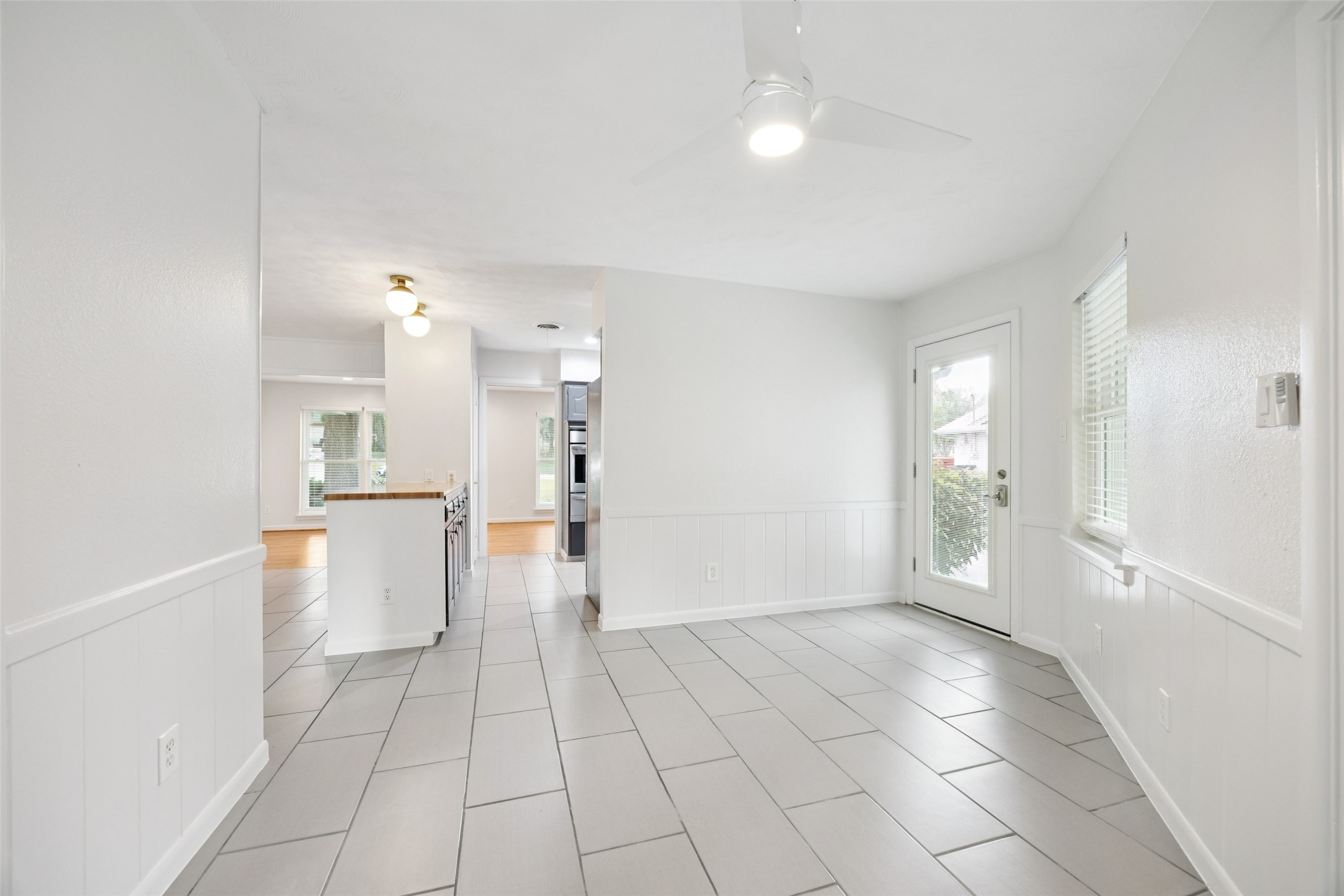 2039 Elmwood Boulevard