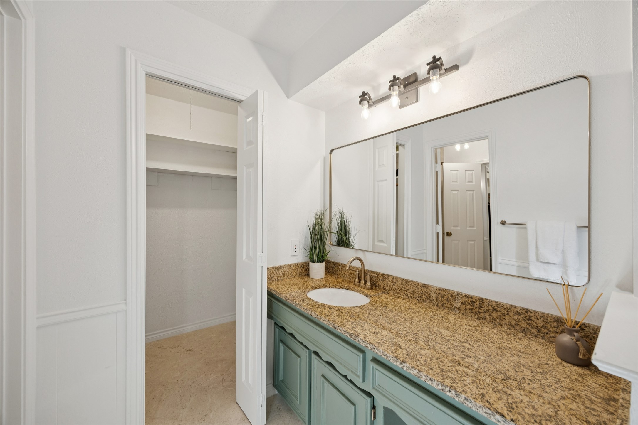 3309 Appalachian Way