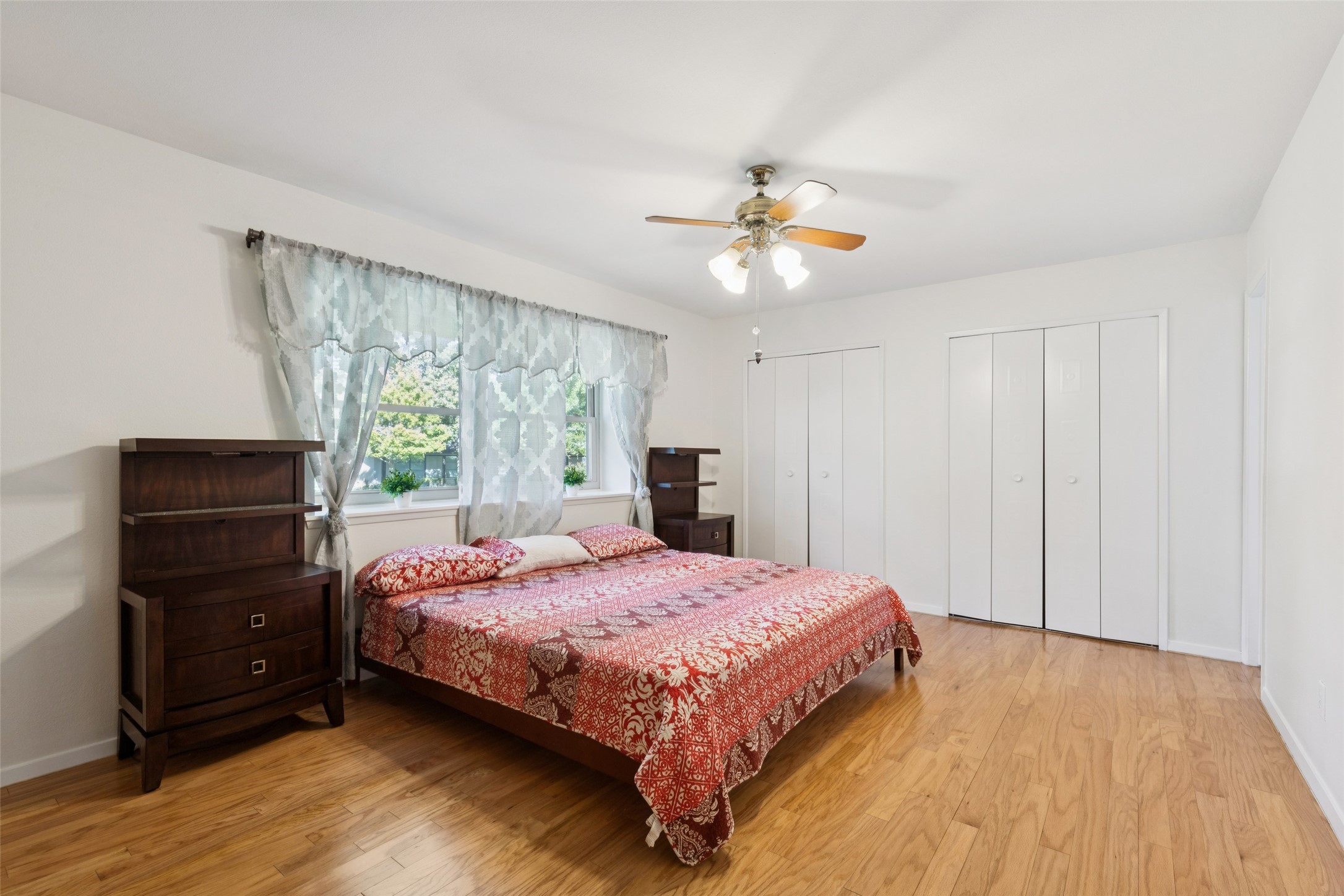 3910 Clear Cove Lane