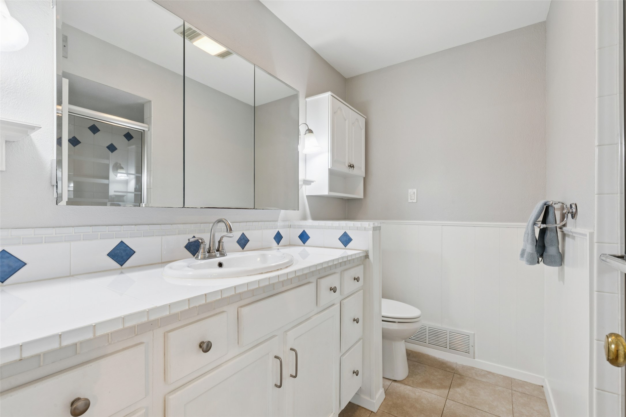 3910 Clear Cove Lane