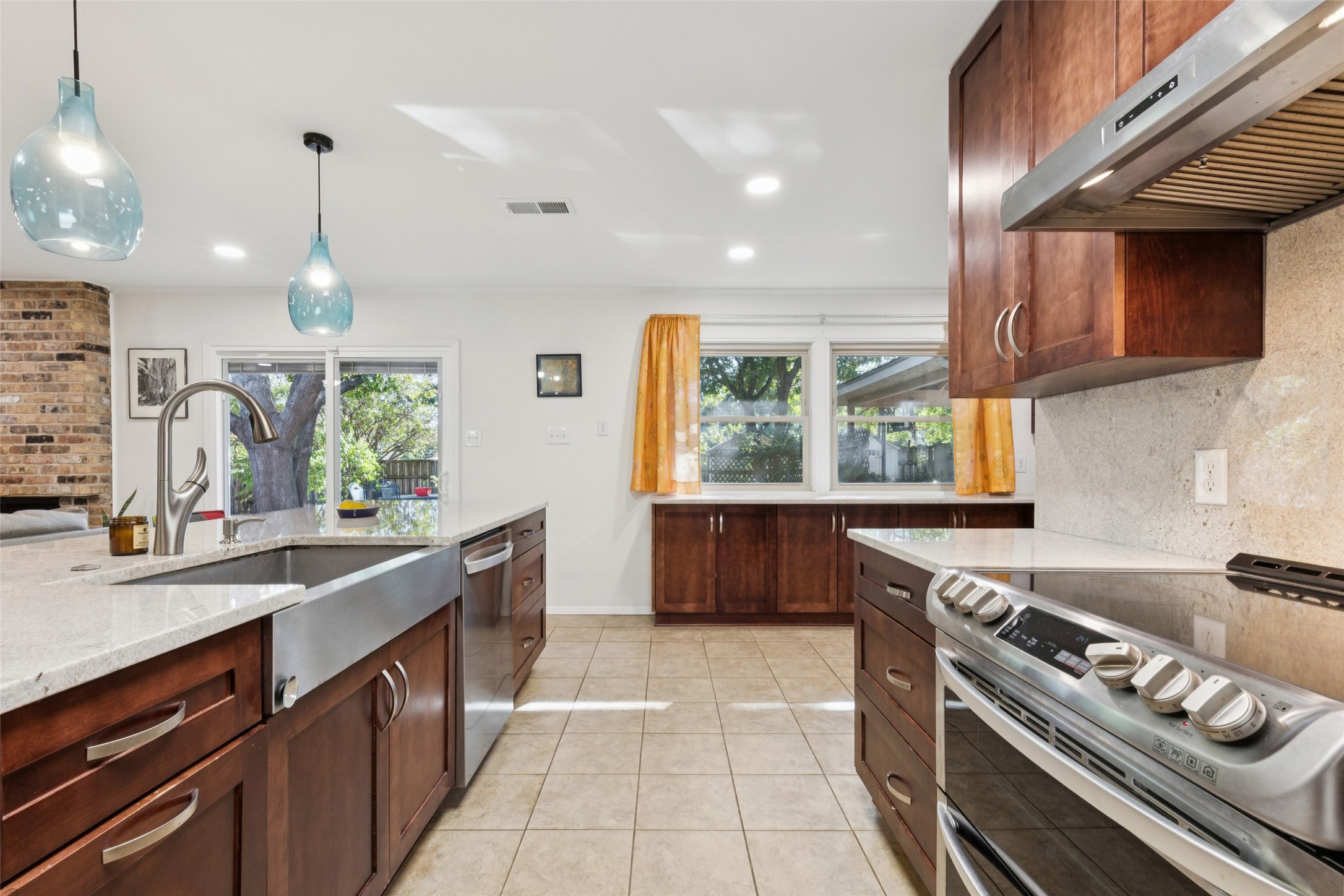 3910 Clear Cove Lane