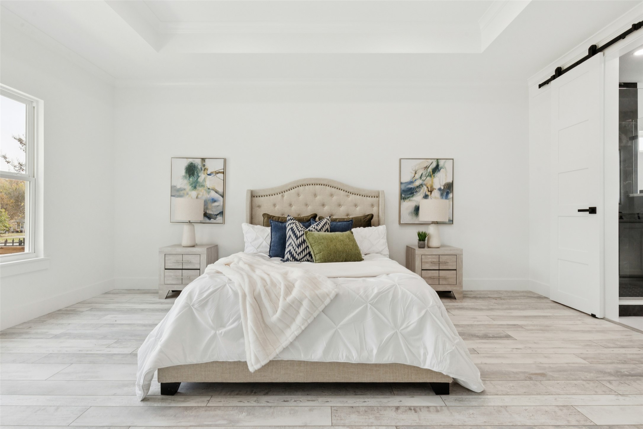 823 S Winnetka Avenue