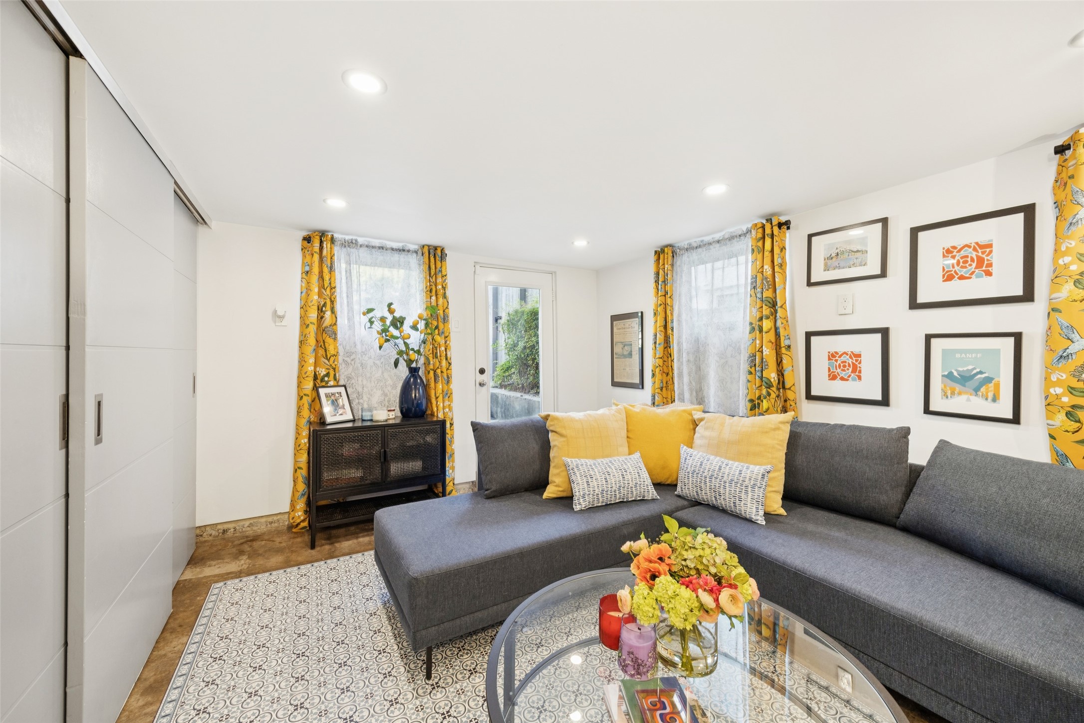 620 N Oak Cliff Boulevard