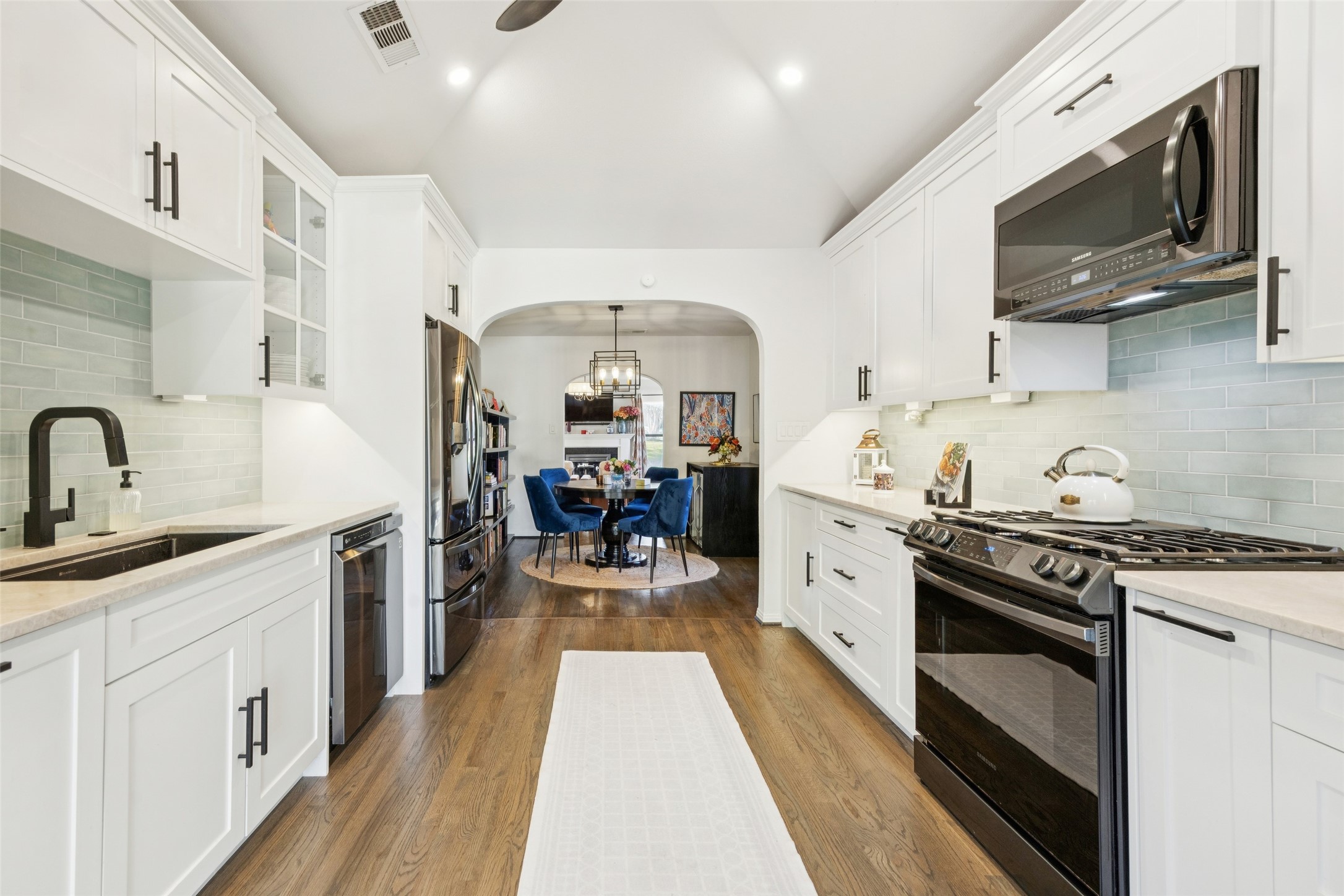 620 N Oak Cliff Boulevard