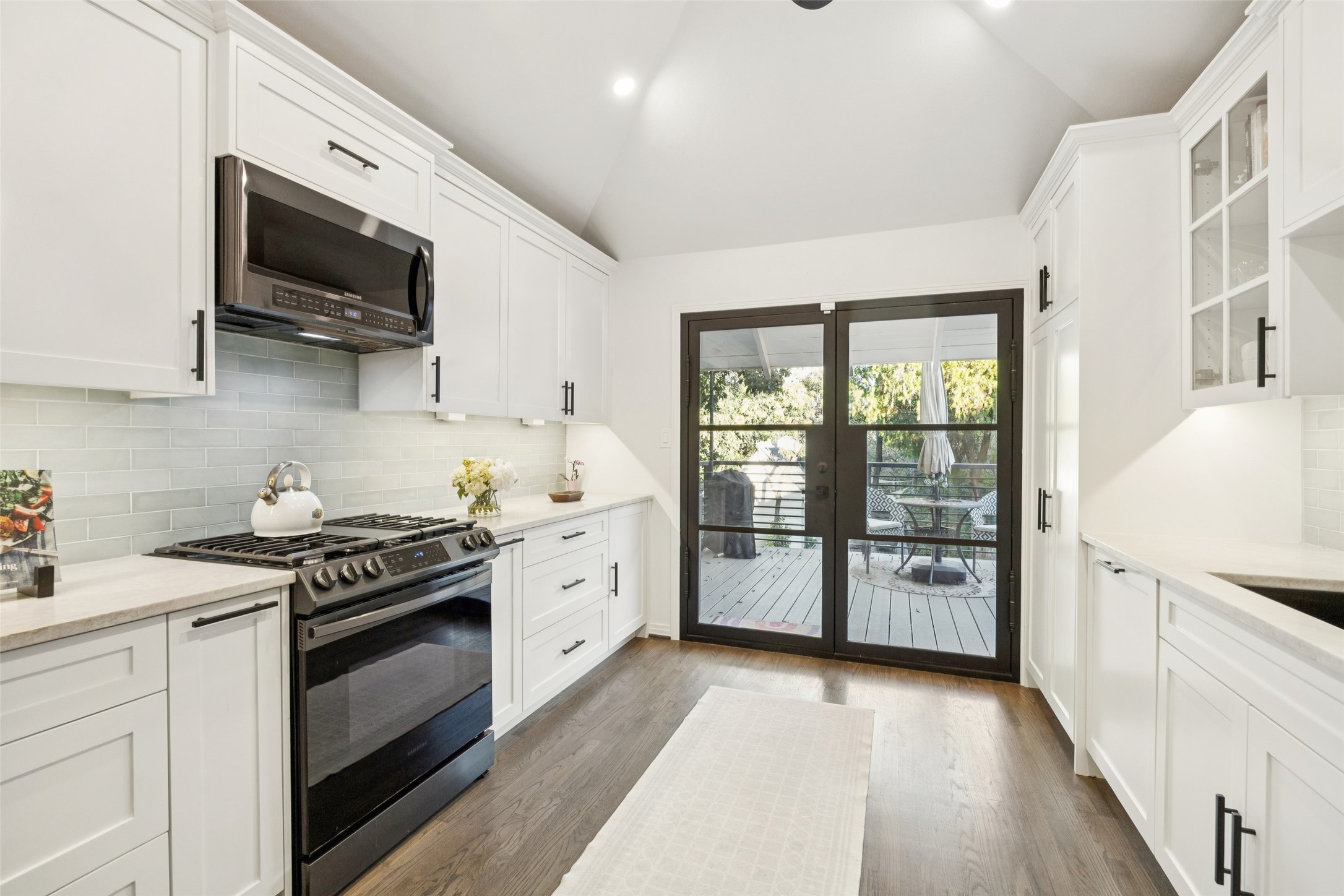 620 N Oak Cliff Boulevard