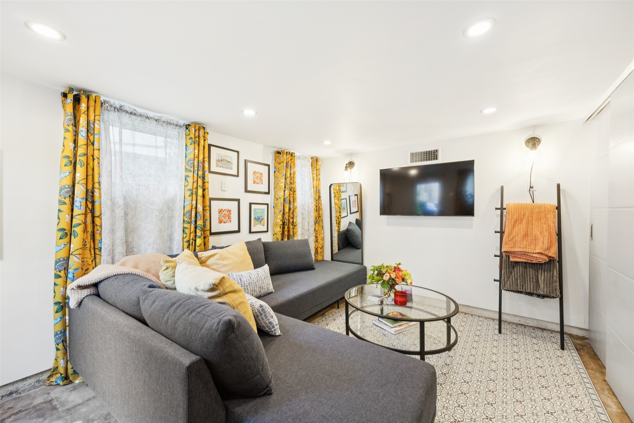 620 N Oak Cliff Boulevard