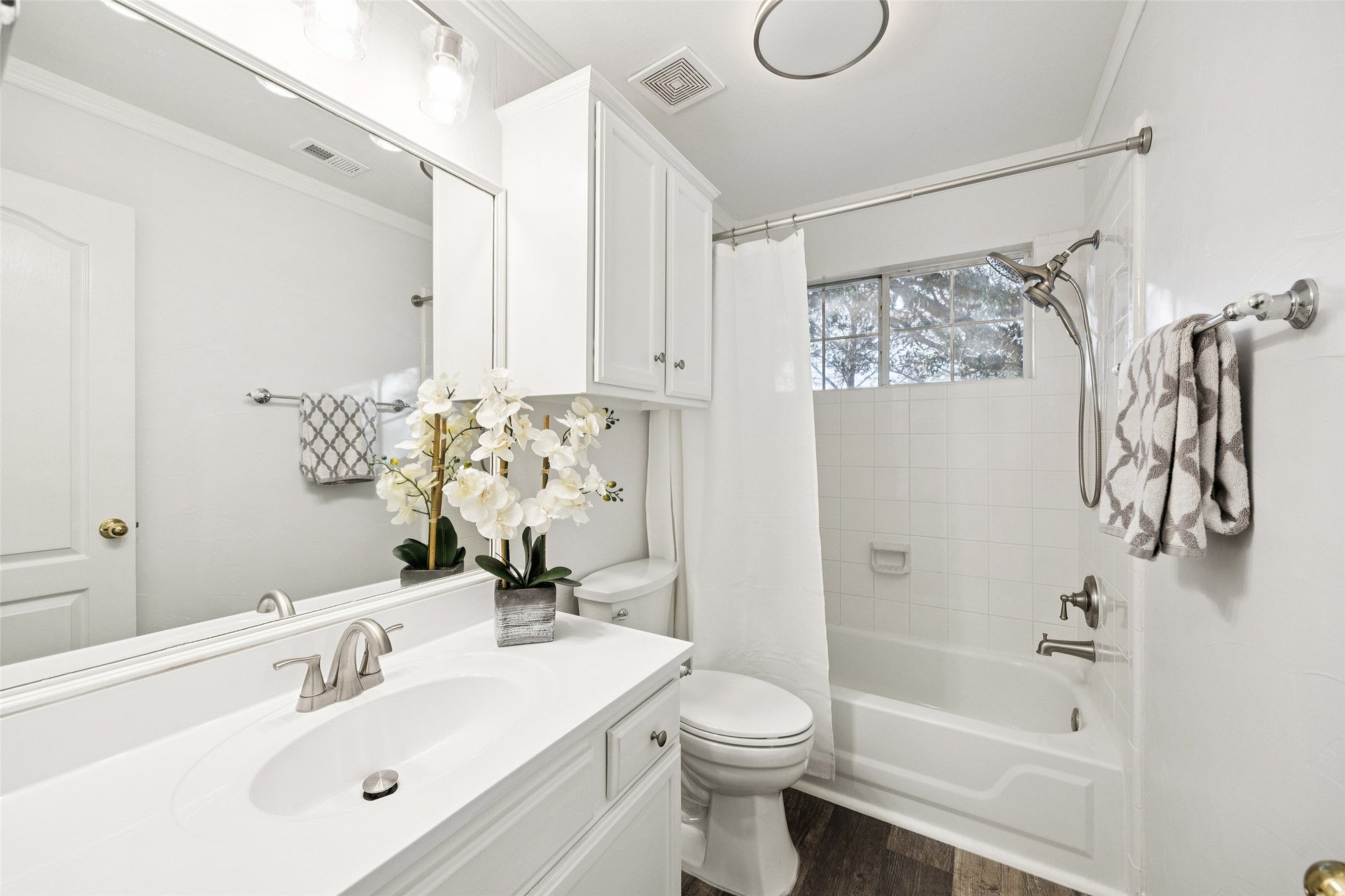 3006 Cottonwood Court