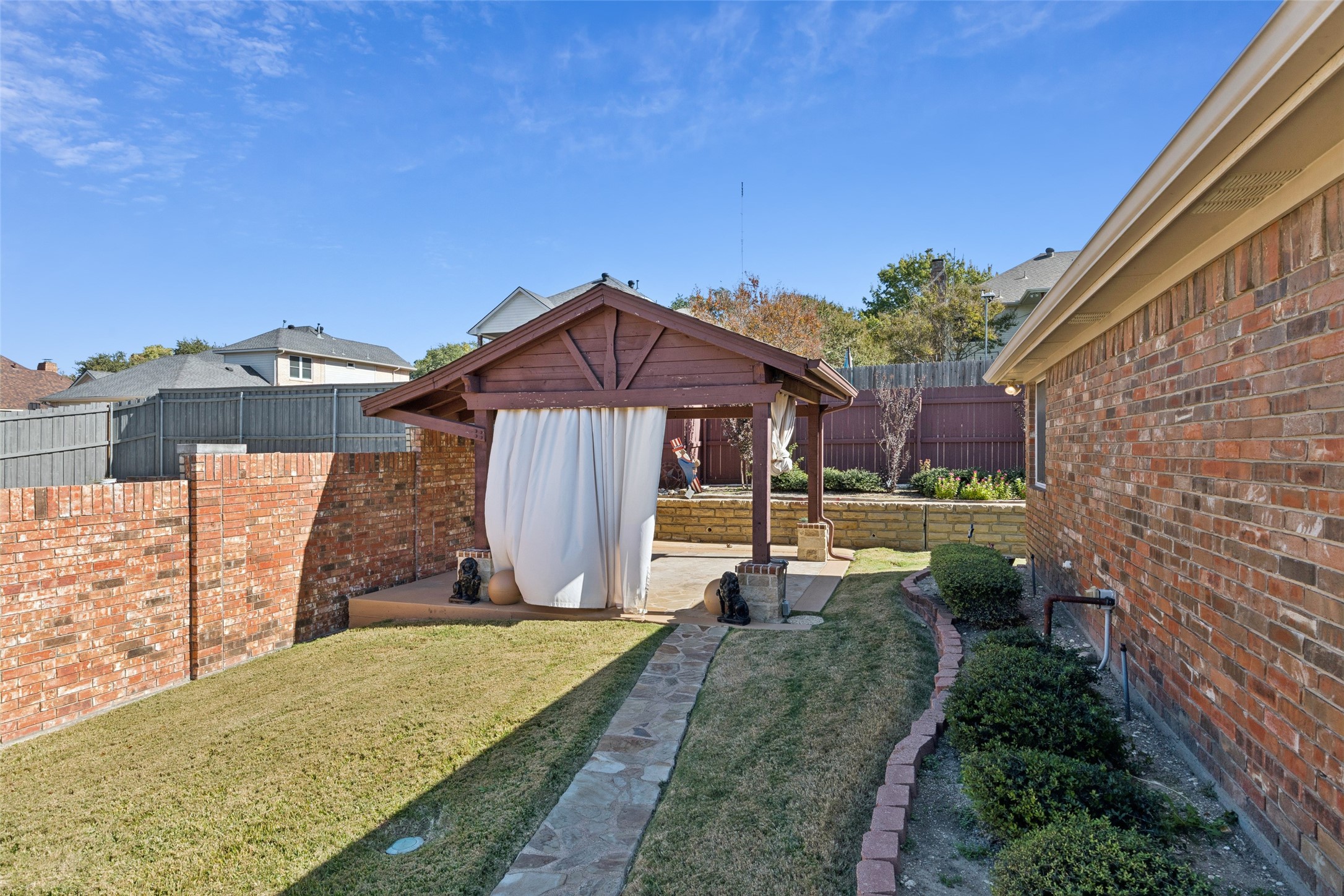 600 Quick Silver Drive