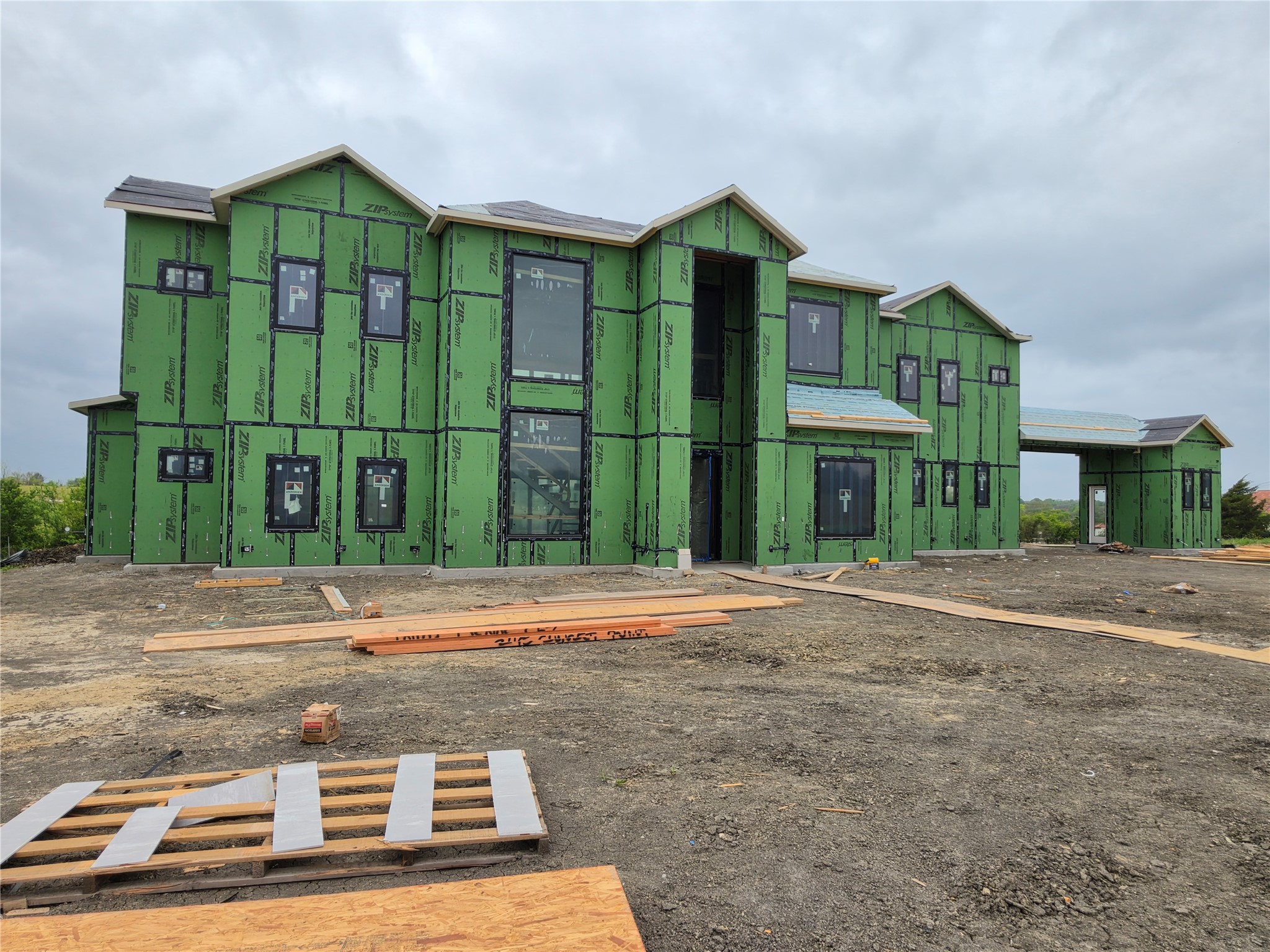 245 Sunset Point Trail