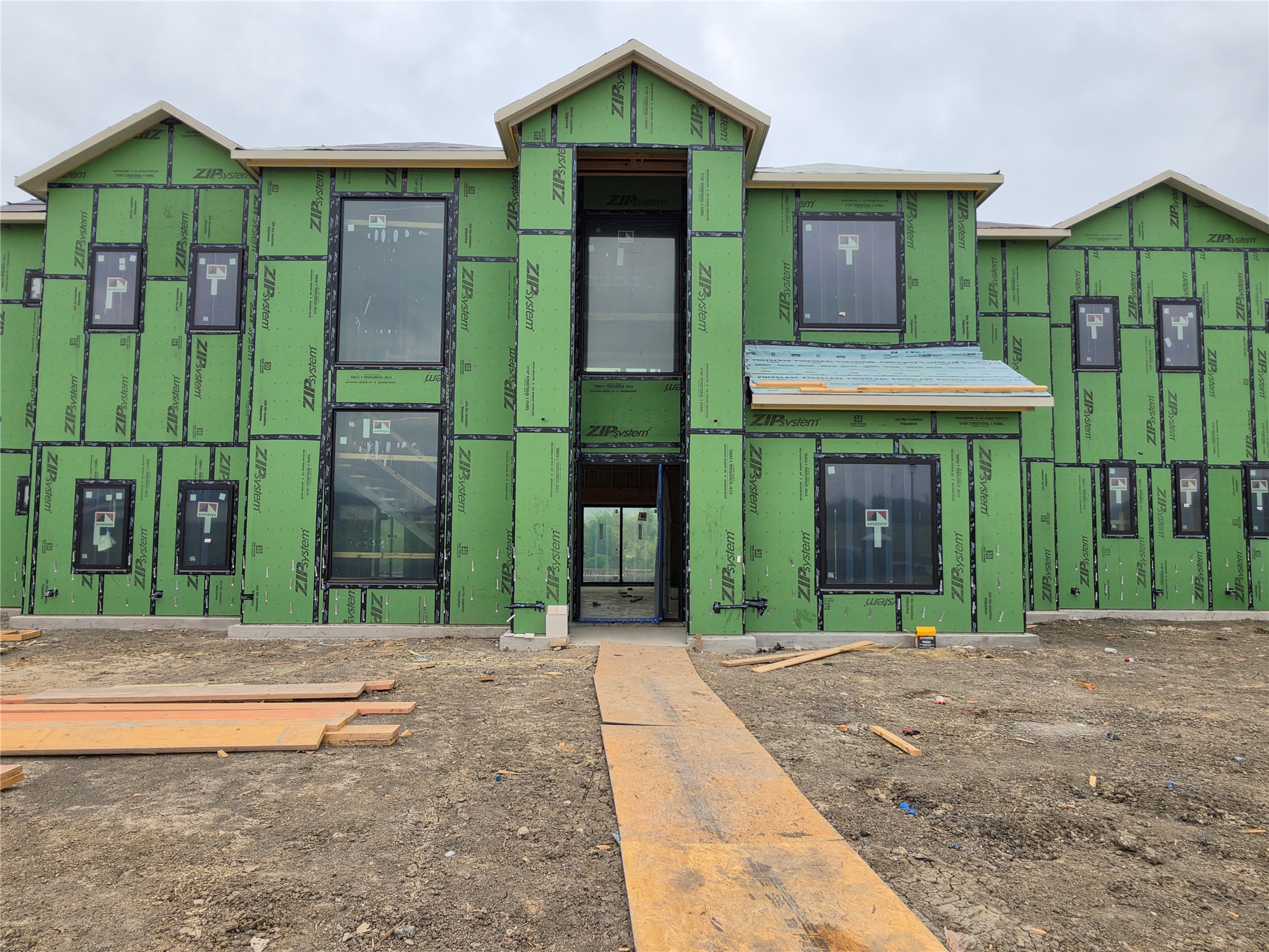 245 Sunset Point Trail