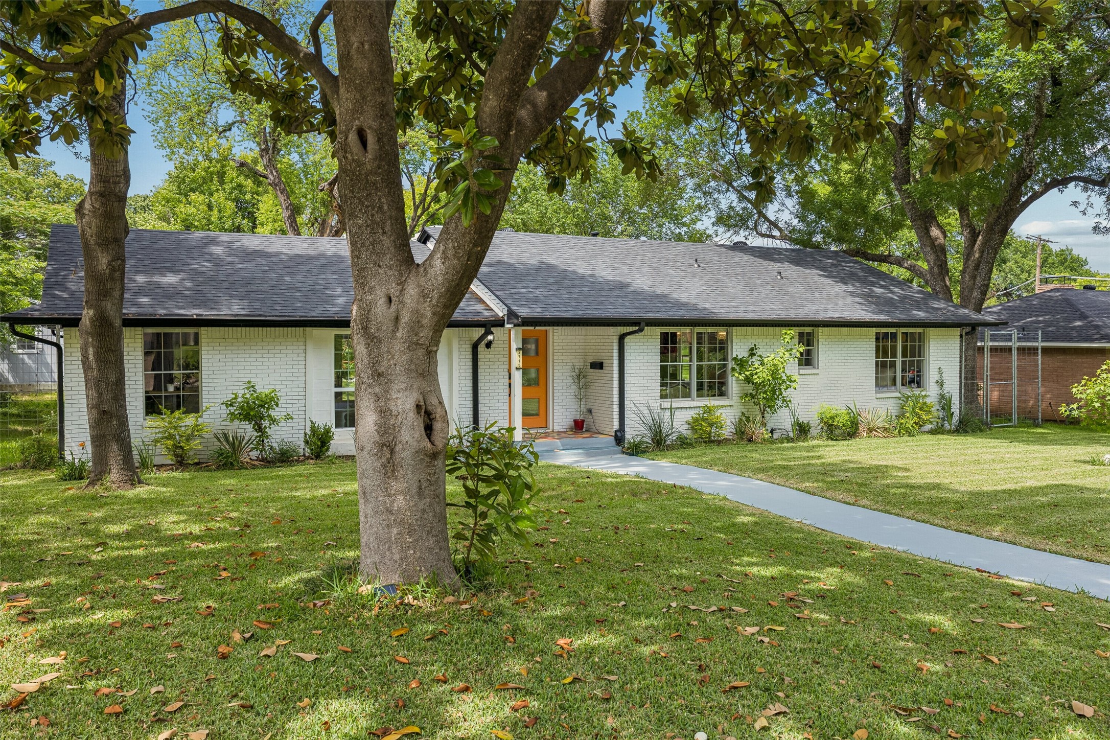2715 Bonnywood Lane