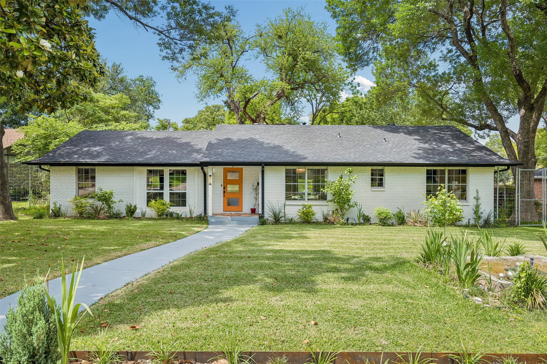 2715 Bonnywood Lane