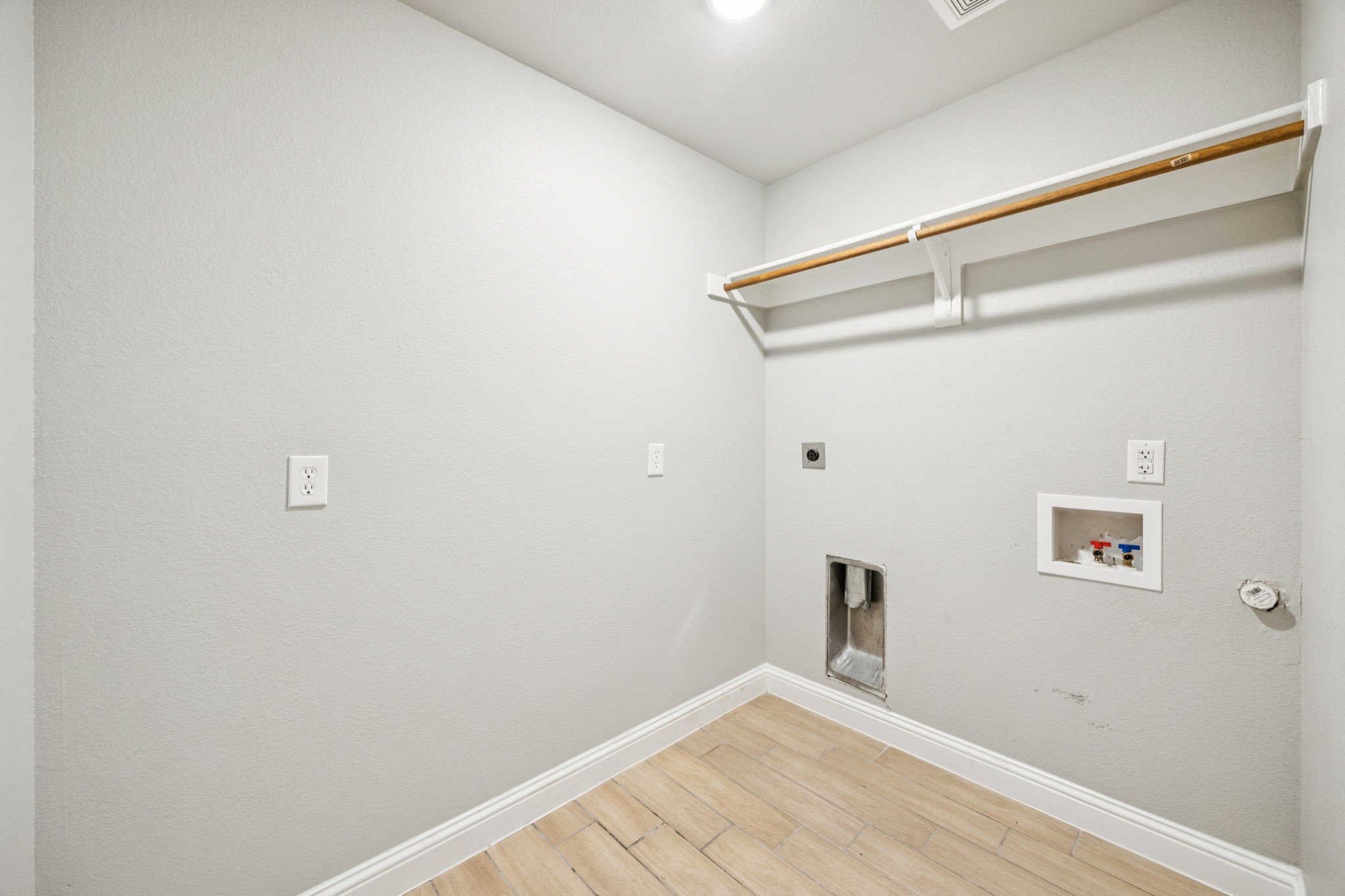 704 E Jefferson Street