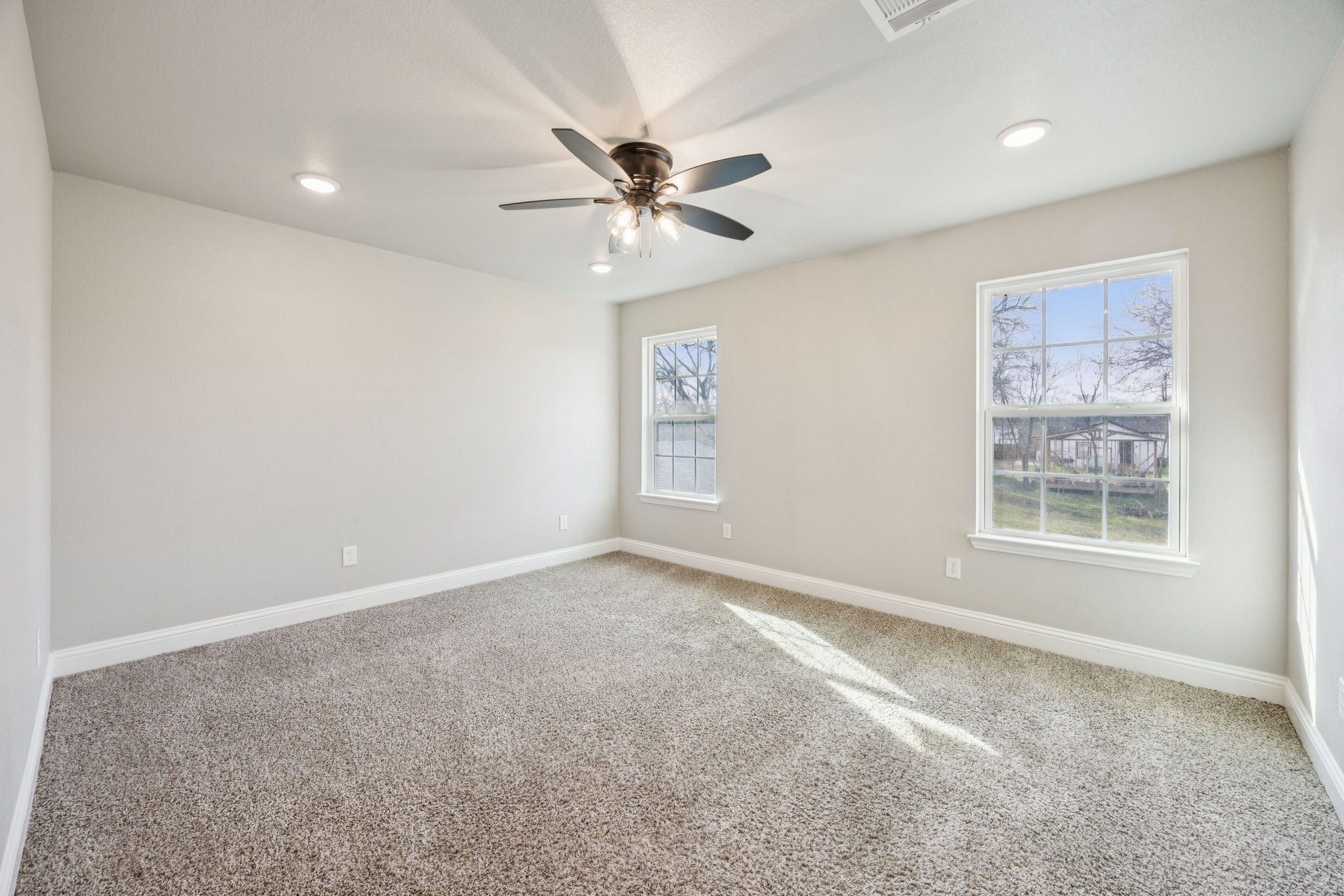 704 E Jefferson Street