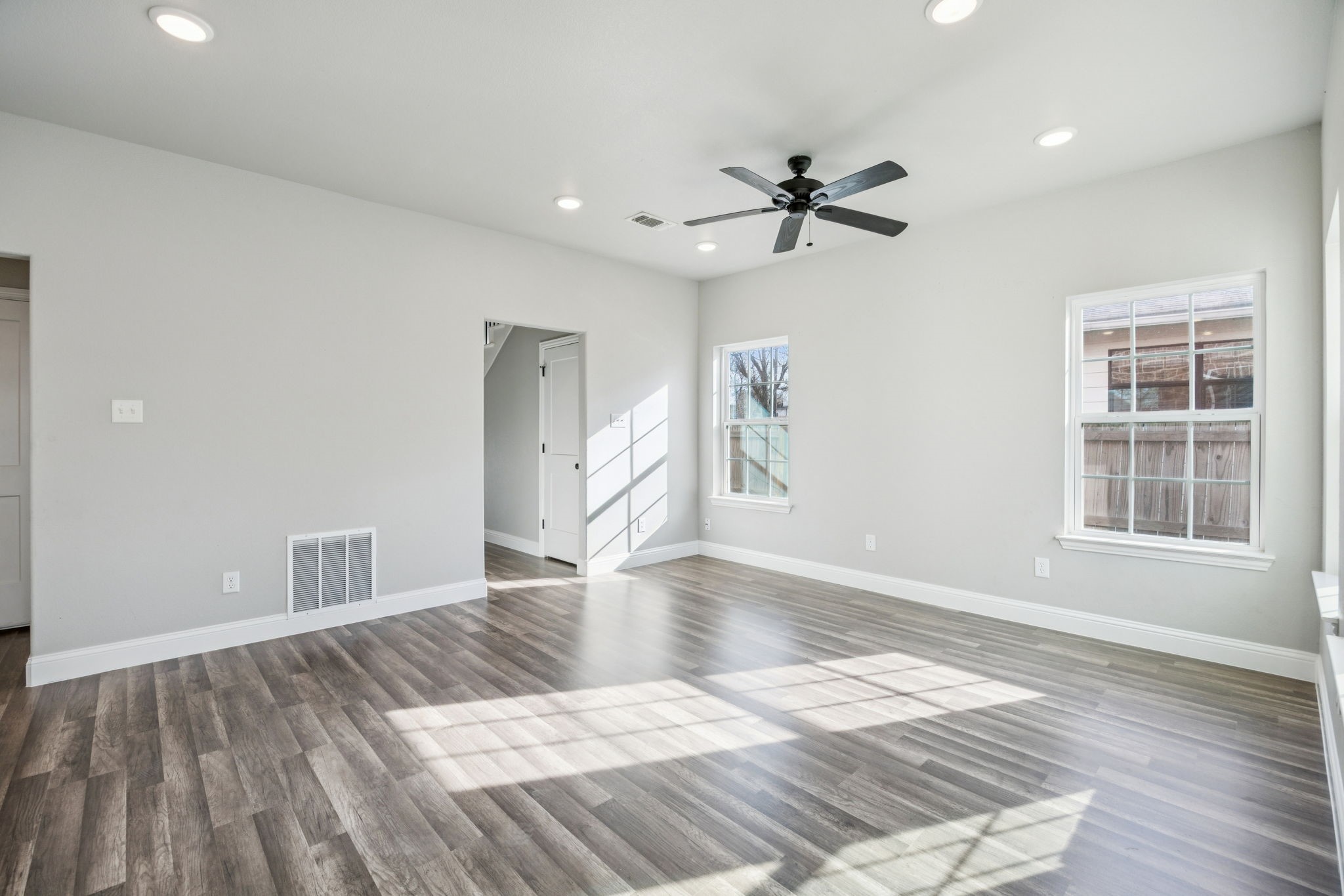 704 E Jefferson Street