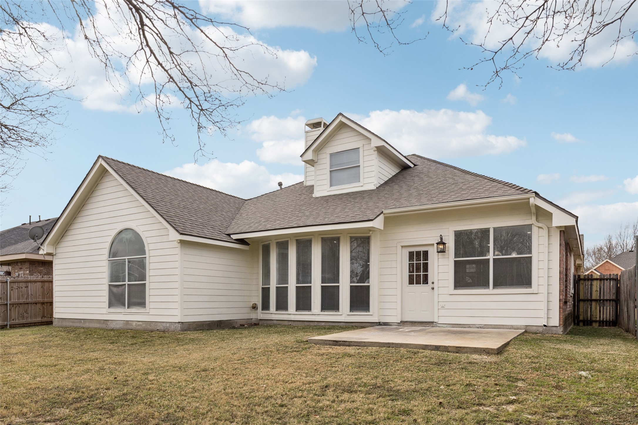 6405 Greenbriar Lane